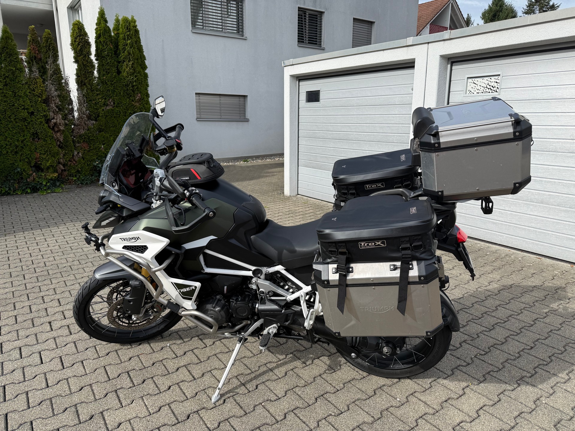 TRIUMPH Tiger 1200 Rally Explorer-image-2