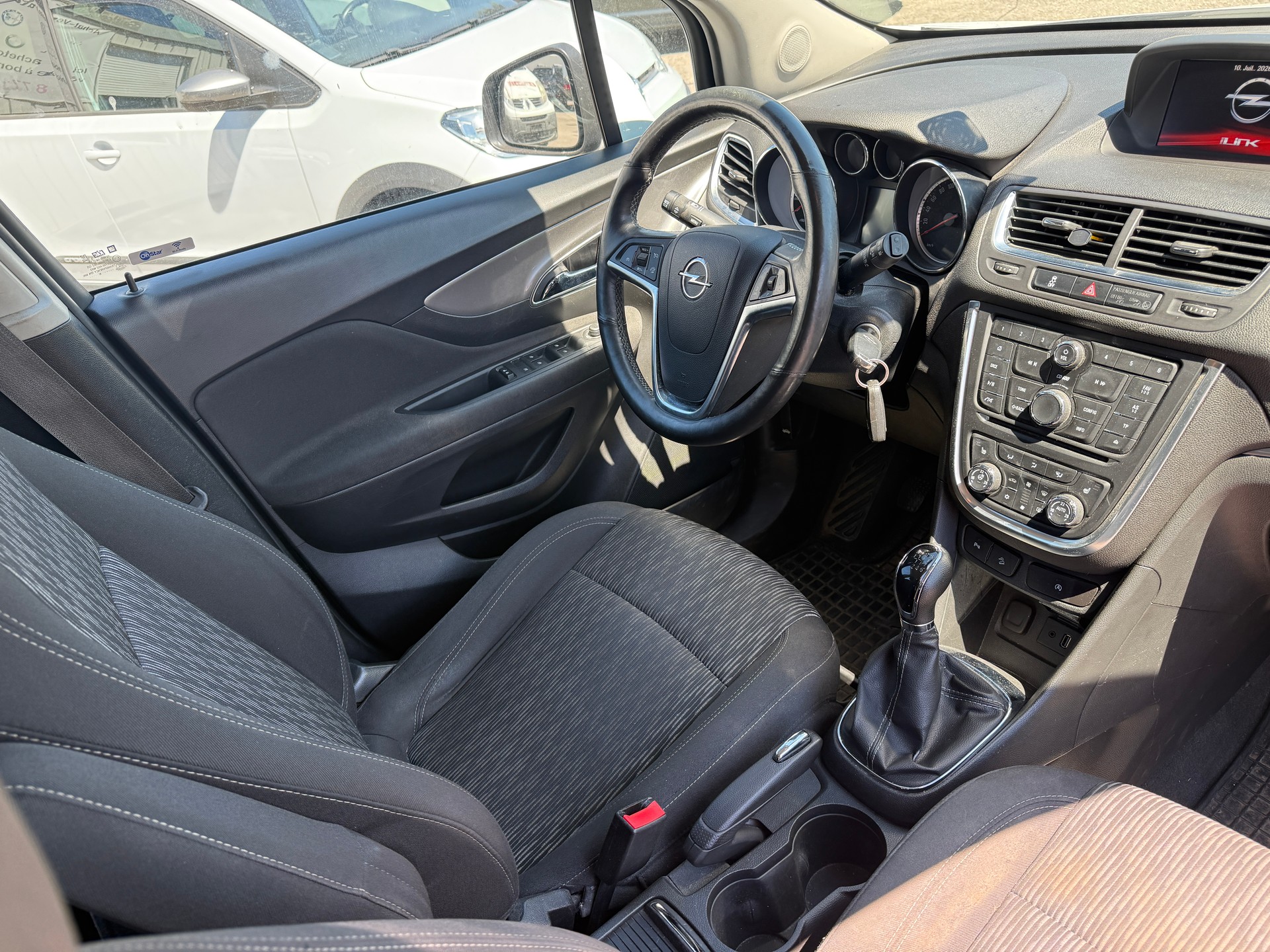 OPEL Mokka 1.6 CDTi Color Edition 4WD-image-10