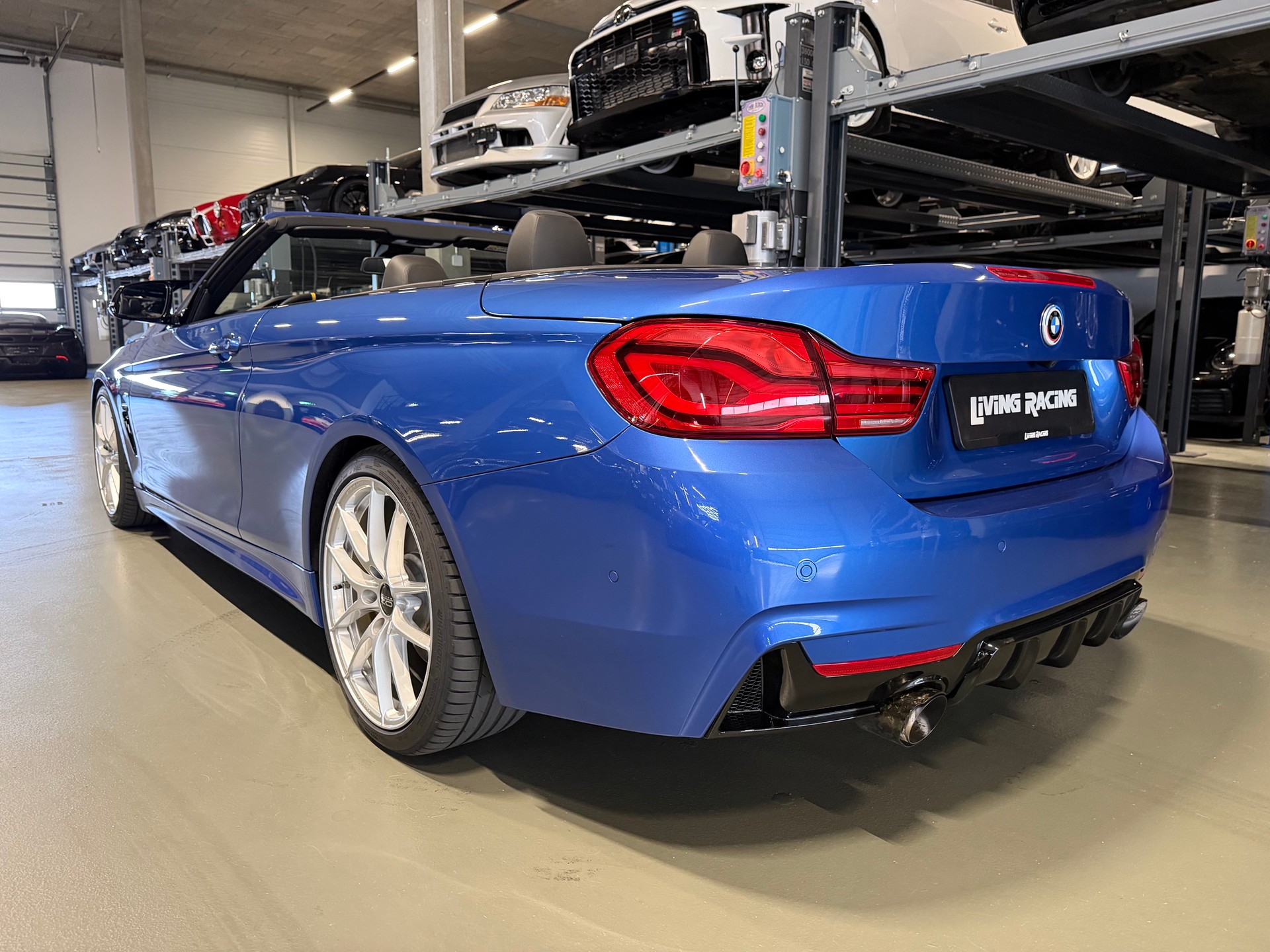 BMW 440i Cabriolet xDrive M Sport Steptronic-showroom-element-3