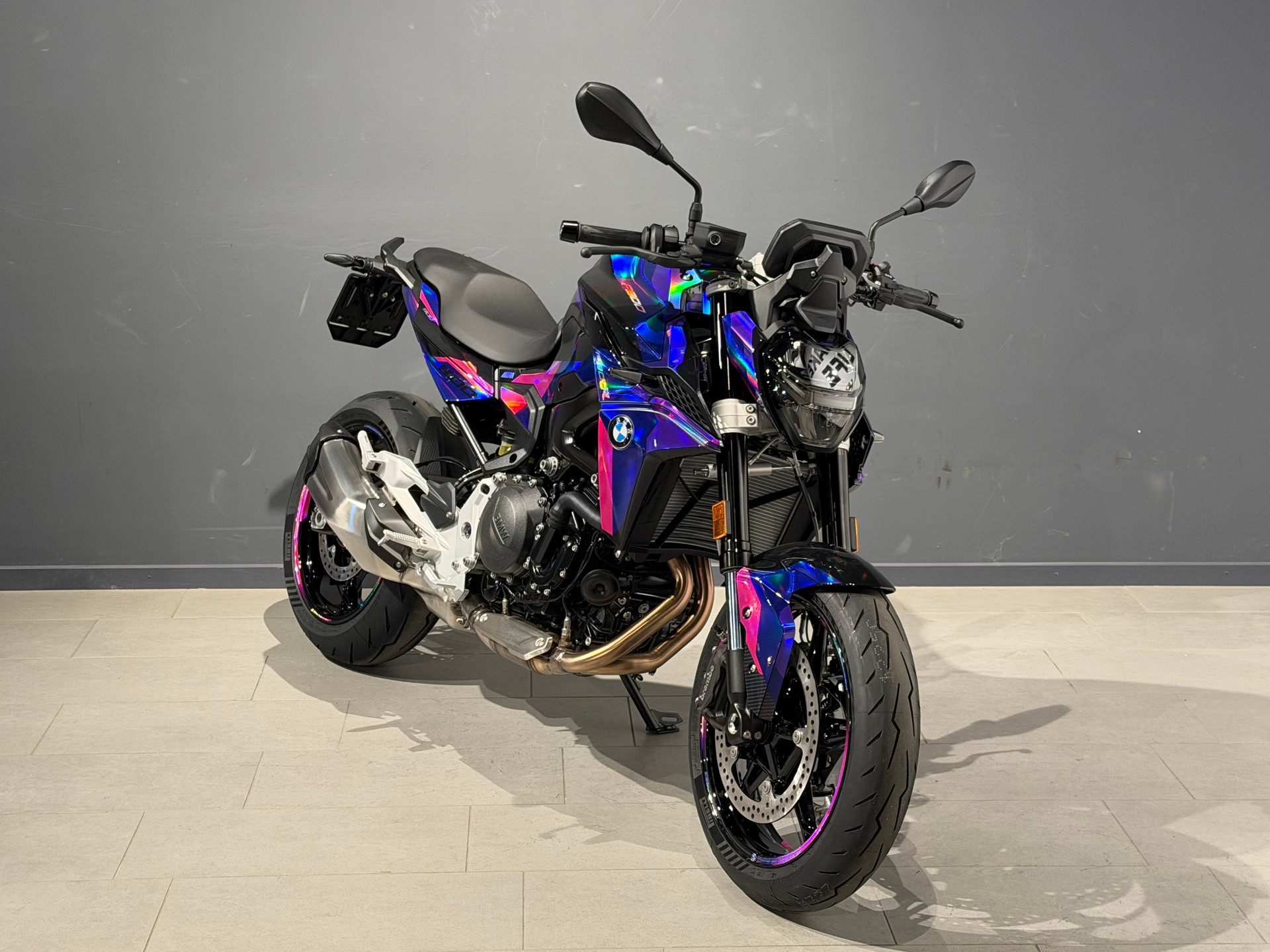 BMW F 900 R A2 (35kW)-image-2