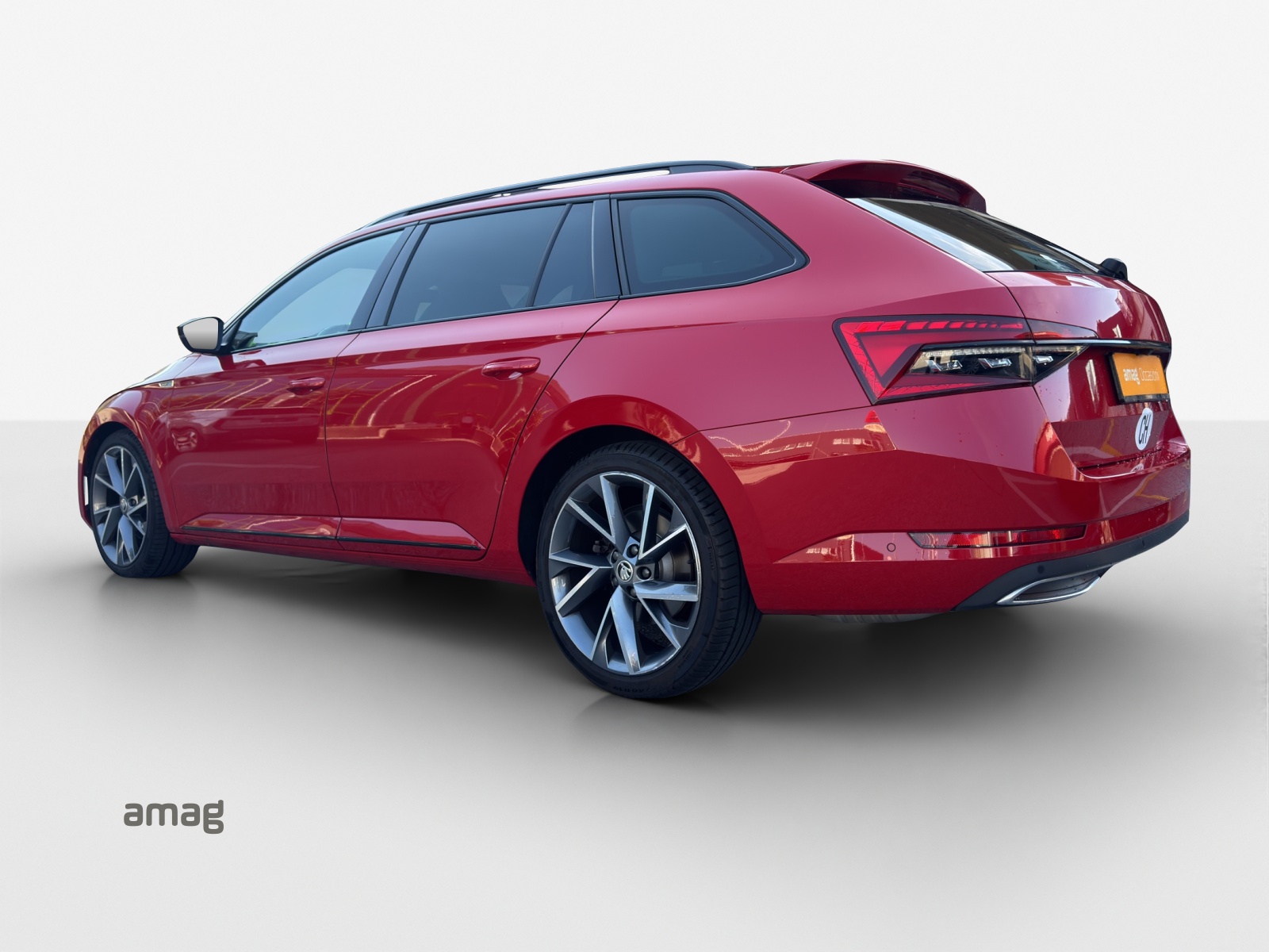 SKODA Superb Combi 2.0 TDi SportLine Light 4x4 DSG-showroom-element-2