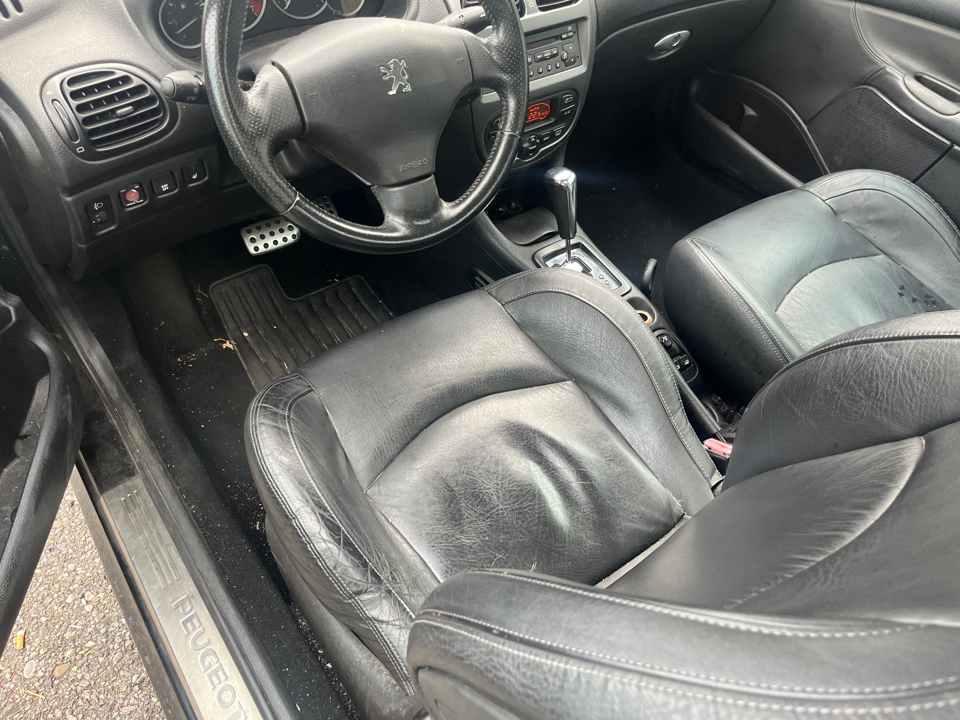 PEUGEOT 206 CC 1.6 16V Platinum-image-4