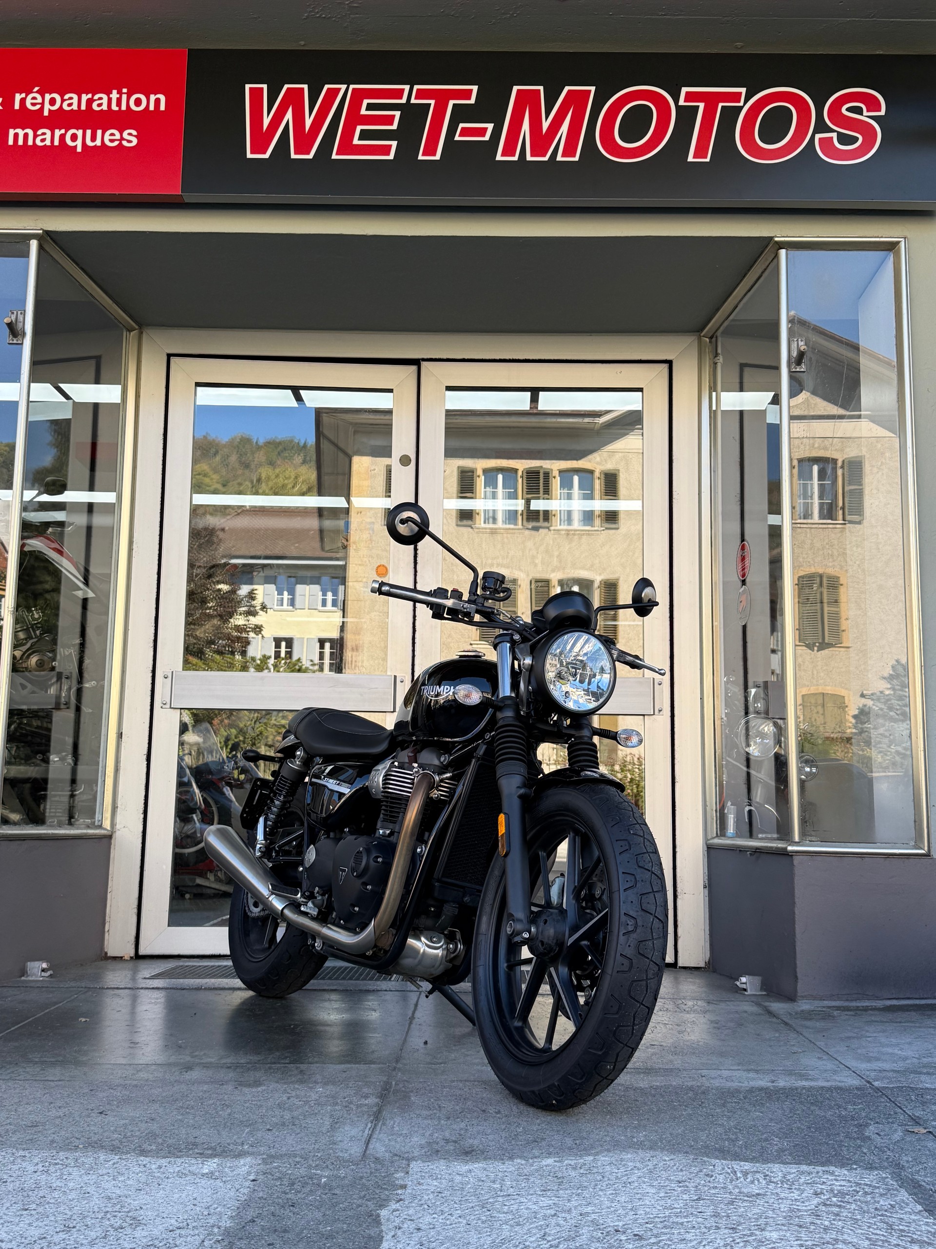 TRIUMPH Street Twin 900 i-image-1