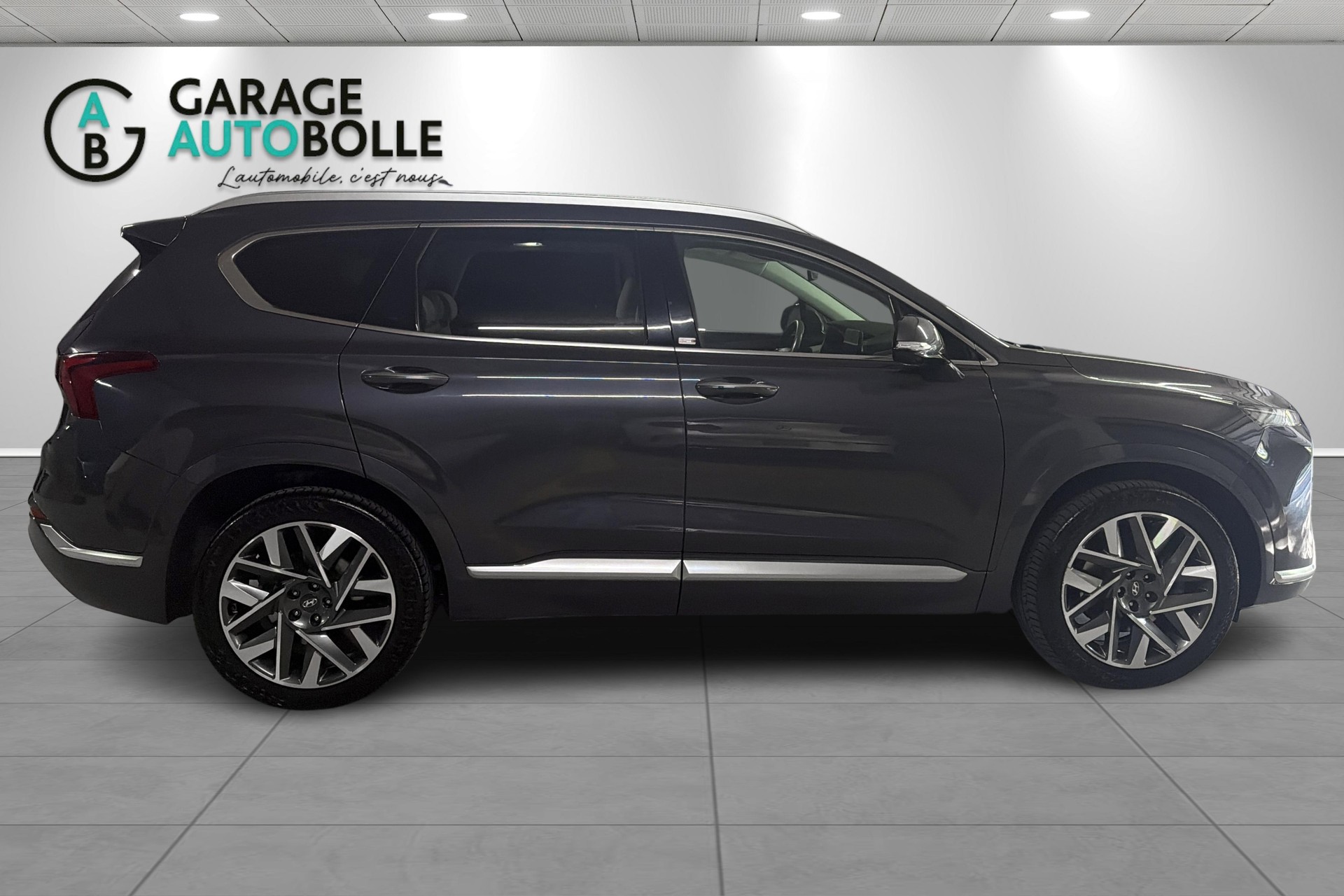 HYUNDAI Santa Fe 2.2 CRDI Vertex 4WD Automatic-showroom-element-2
