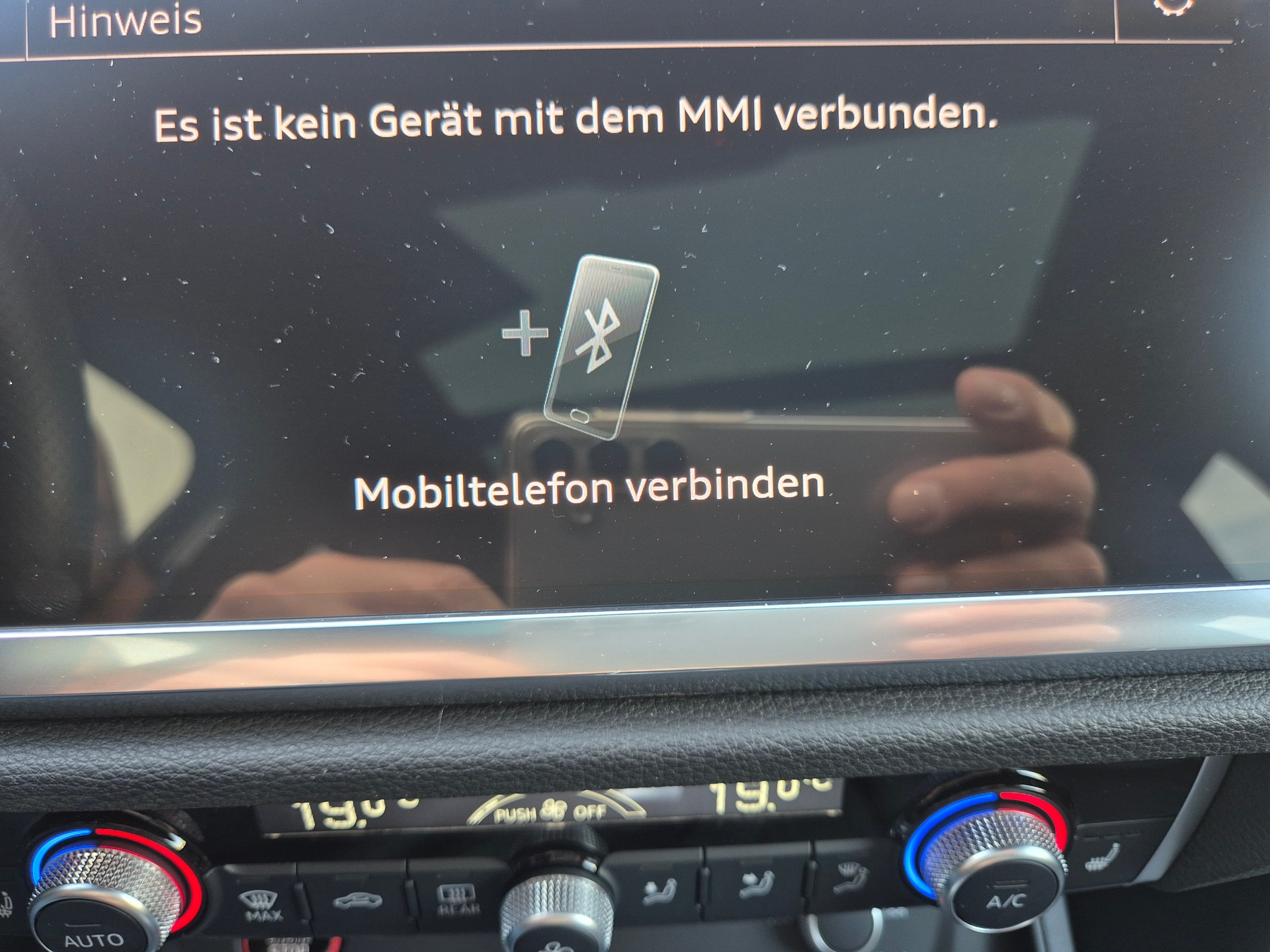 AUDI RS Q3 2.5 TFSI quattro S tronic-image-22