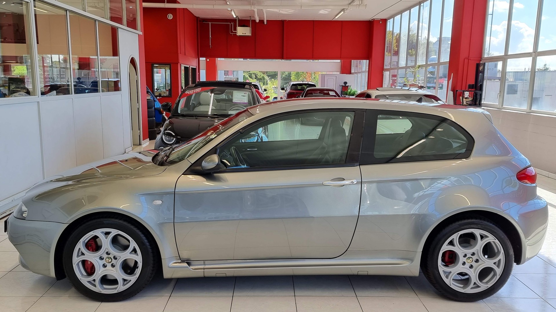 ALFA ROMEO 147 3.2 GTA-showroom-element-2
