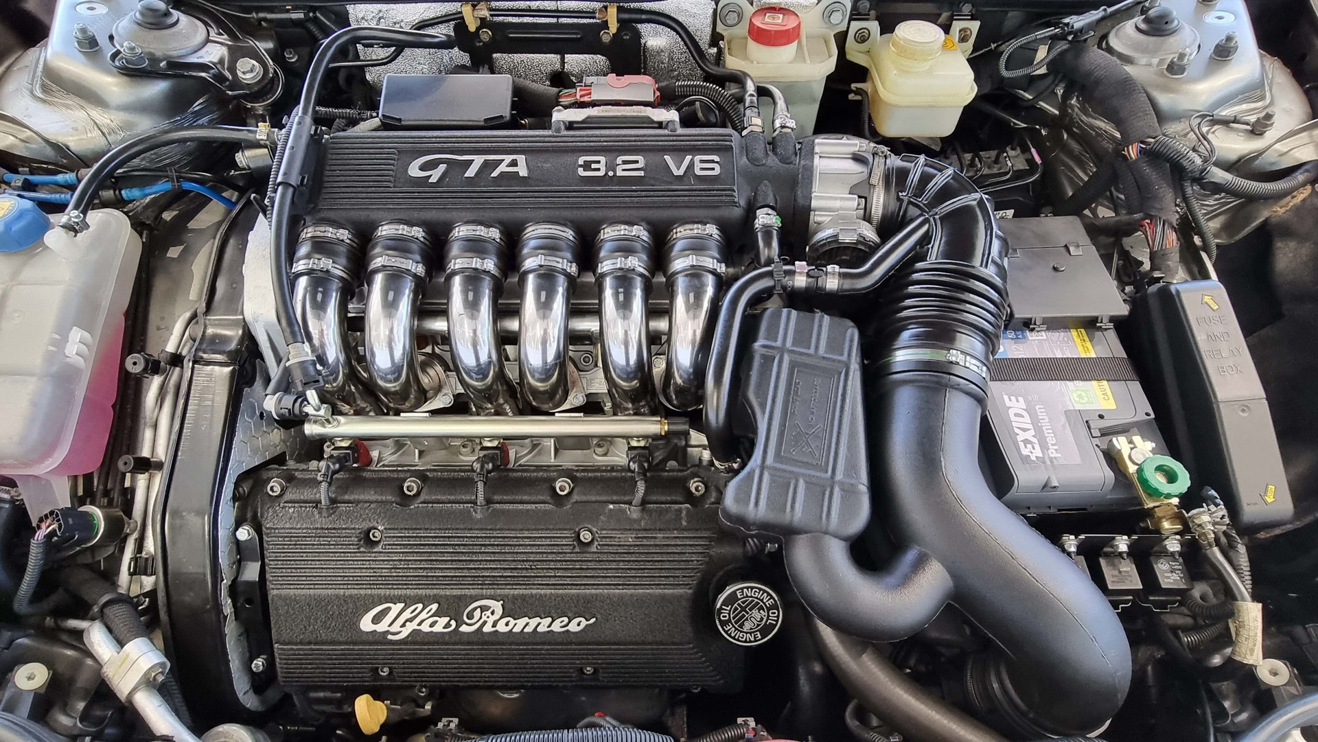 ALFA ROMEO 147 3.2 GTA-image-9
