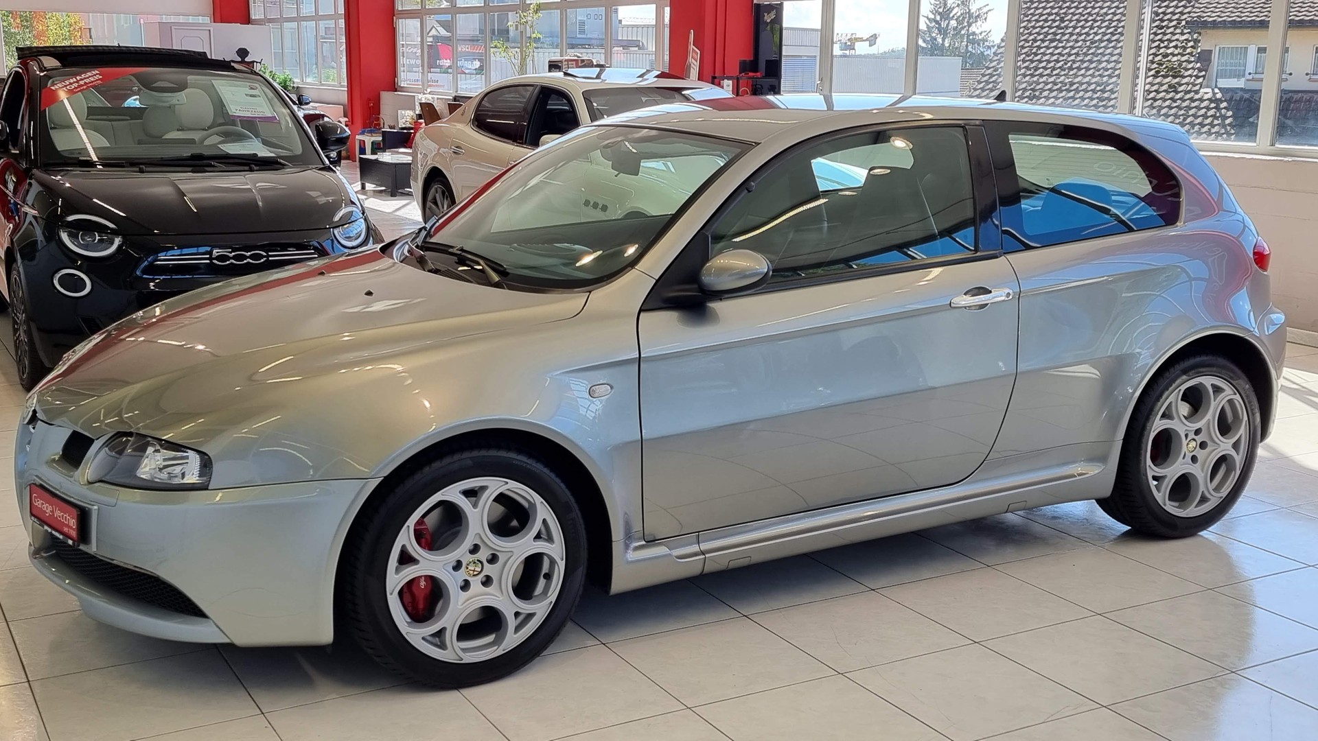 ALFA ROMEO 147 3.2 GTA-showroom-element-1