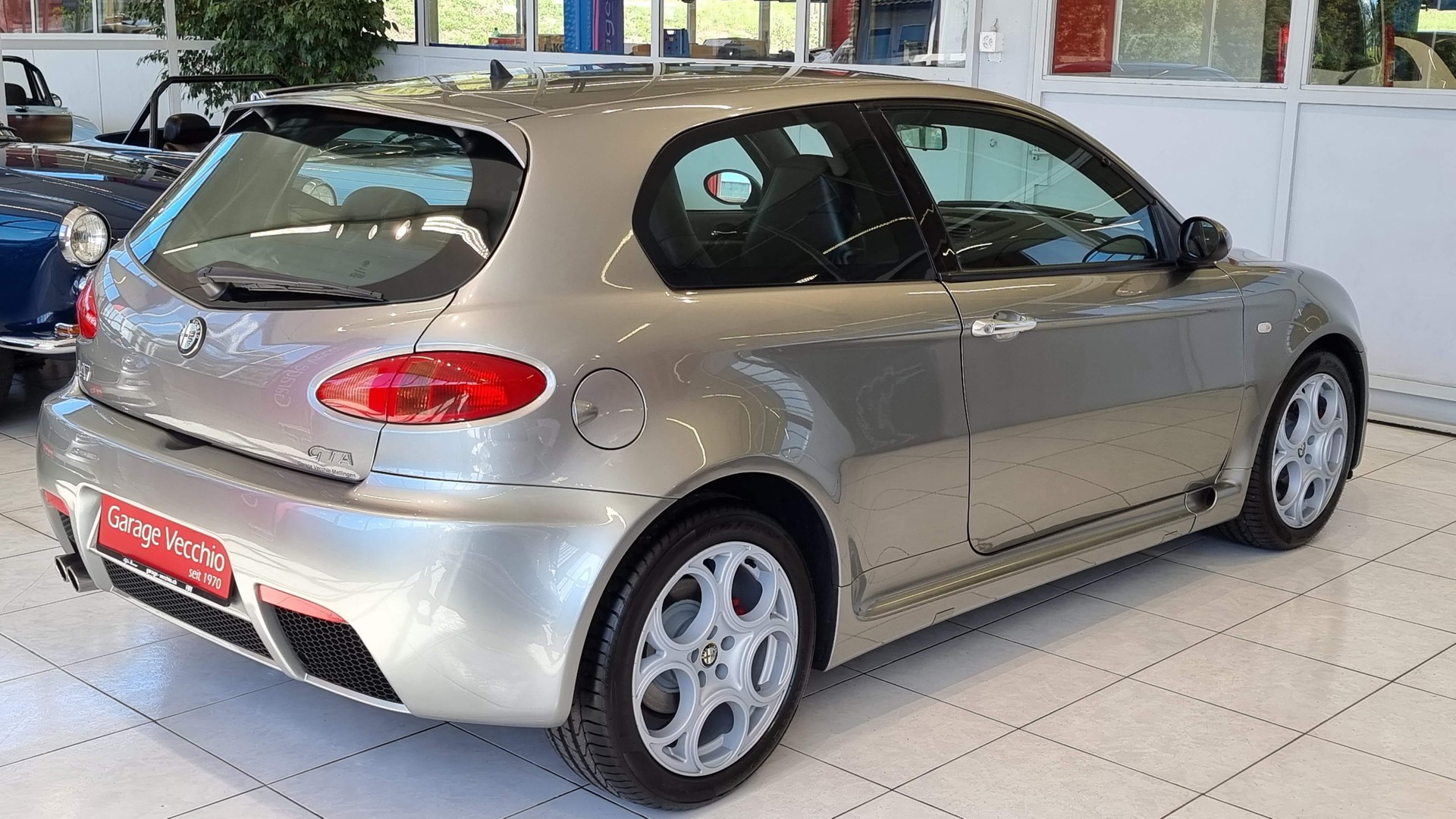 ALFA ROMEO 147 3.2 GTA-image-4