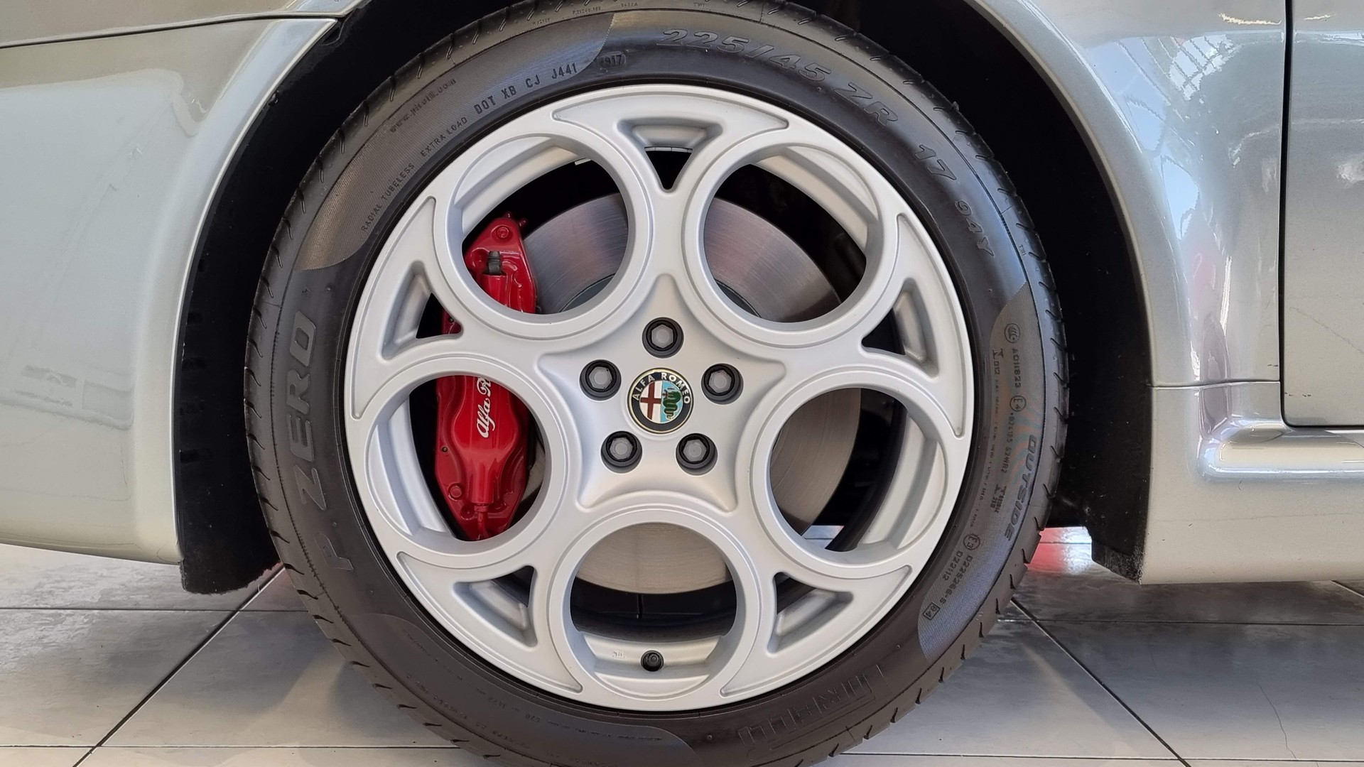 ALFA ROMEO 147 3.2 GTA-image-7