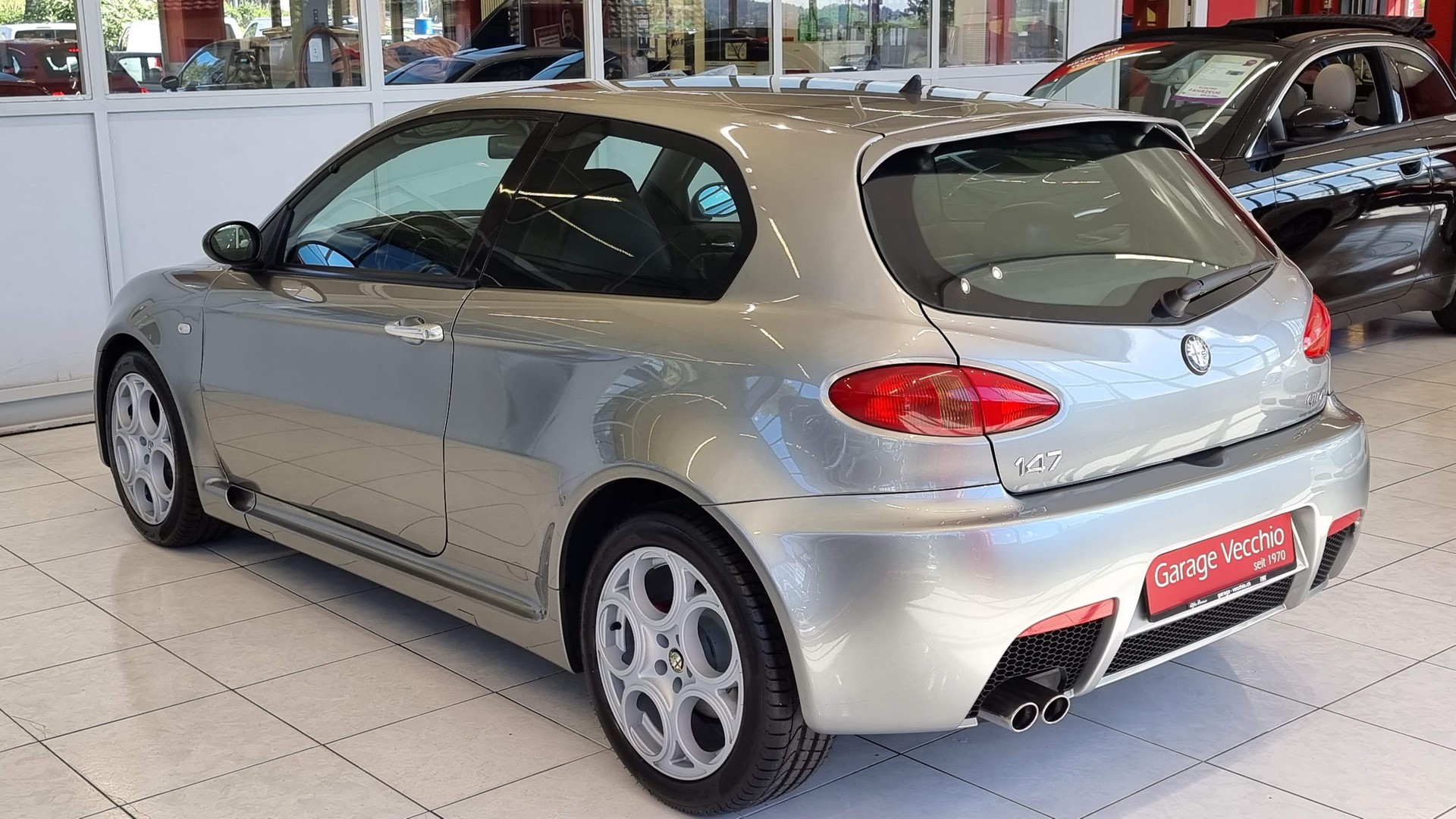 ALFA ROMEO 147 3.2 GTA-showroom-element-3