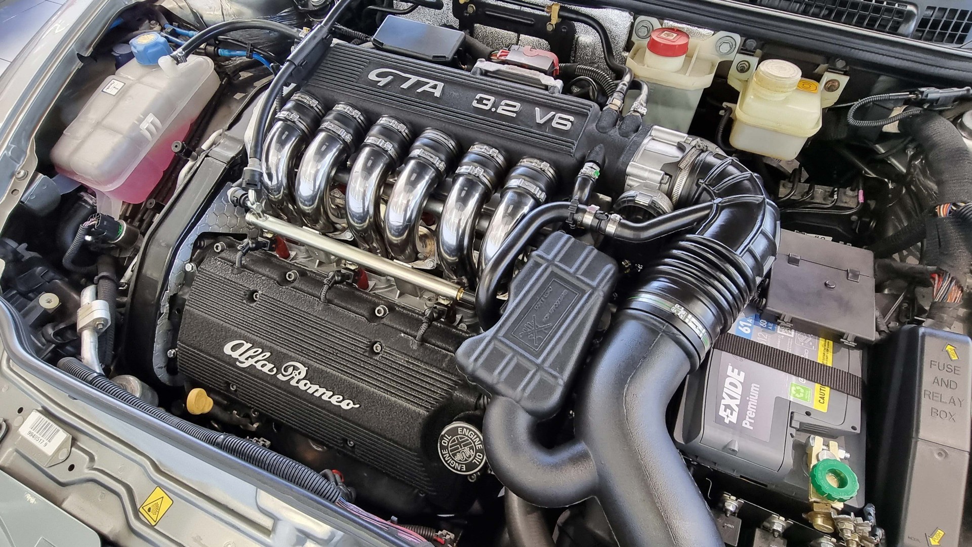 ALFA ROMEO 147 3.2 GTA-image-10