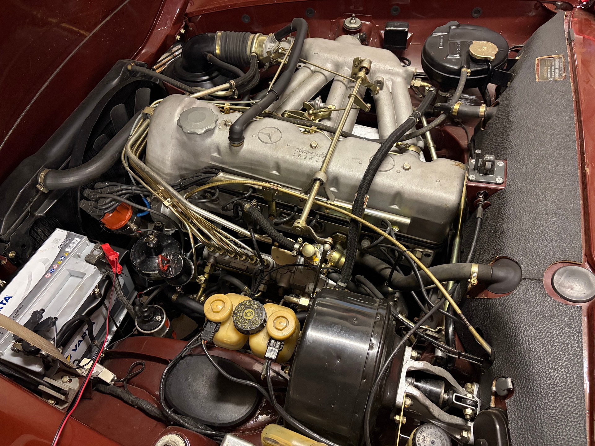 MERCEDES-BENZ SL 230 6 Gänge!-image-5