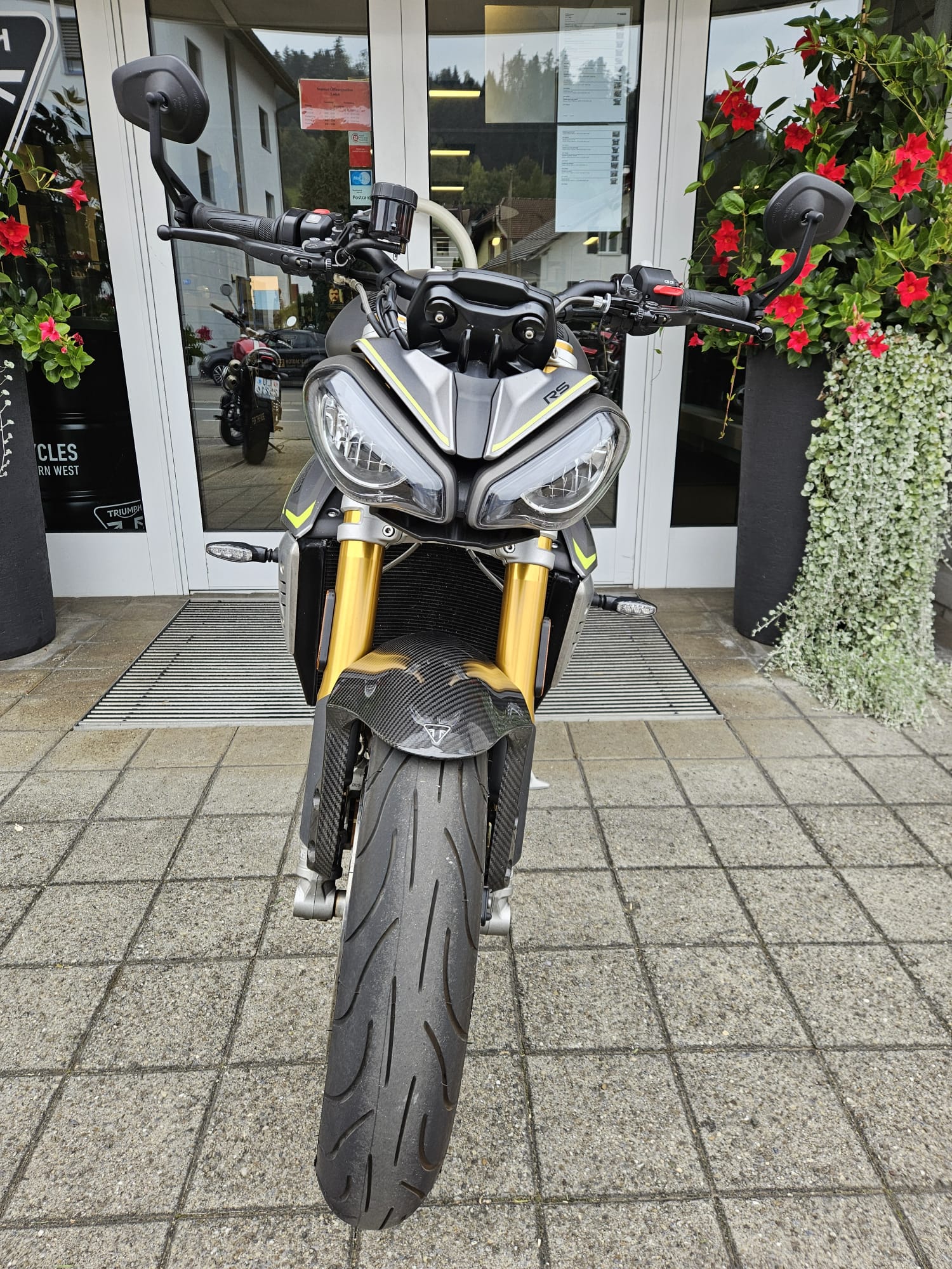 TRIUMPH Speed Triple 1200 RS-image-5