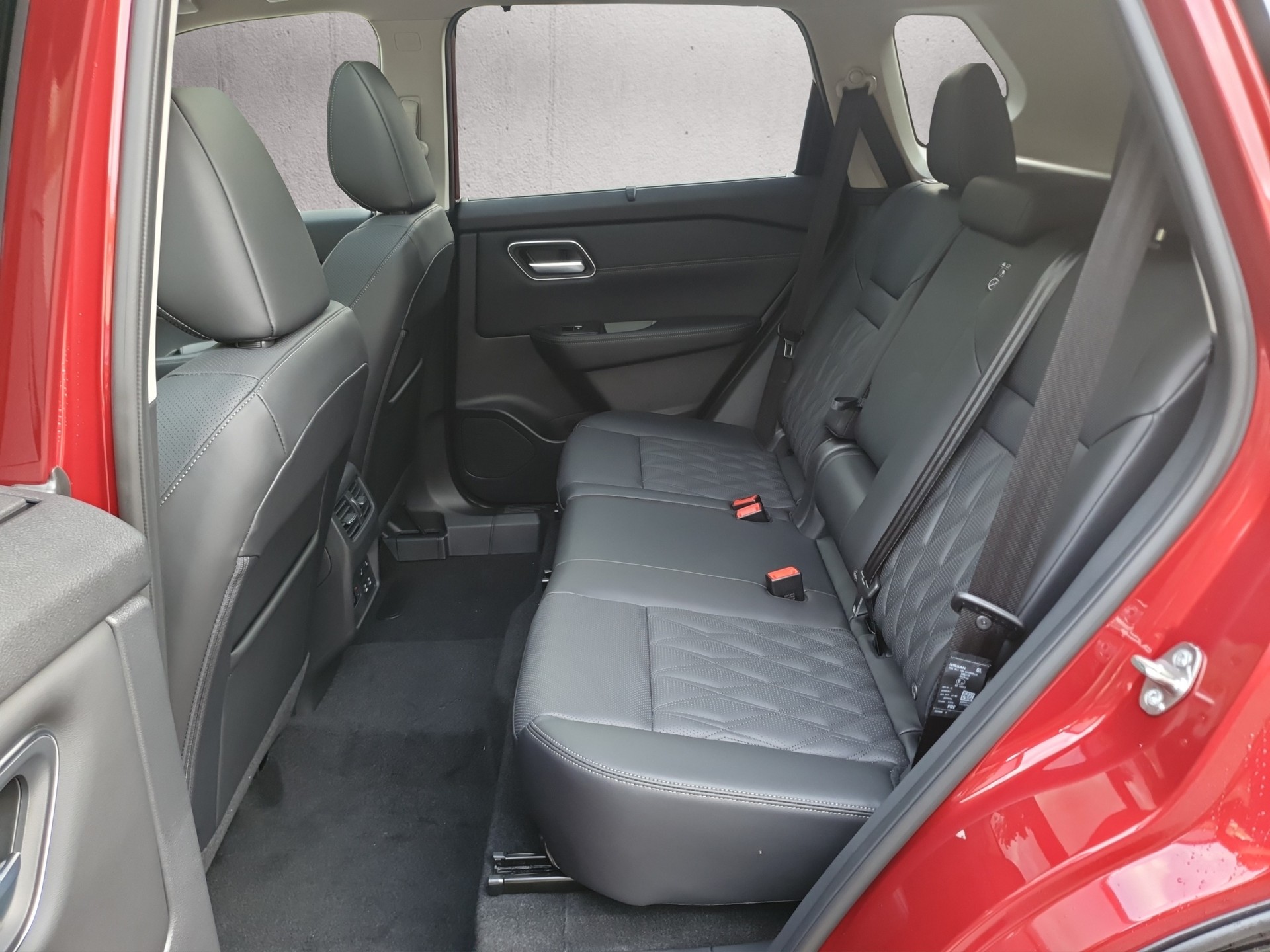 NISSAN X-Trail 1.5 e-Power Hybrid 4WD Tekna+-image-10