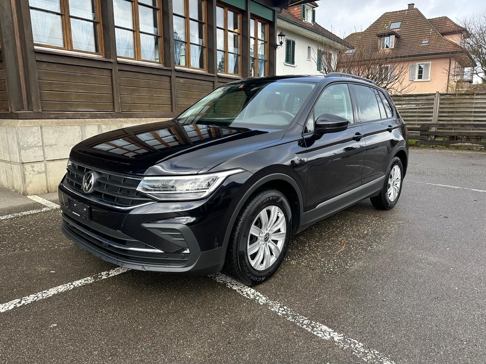 VW Tiguan 1.5TSI Evo Starter-showroom-element-1