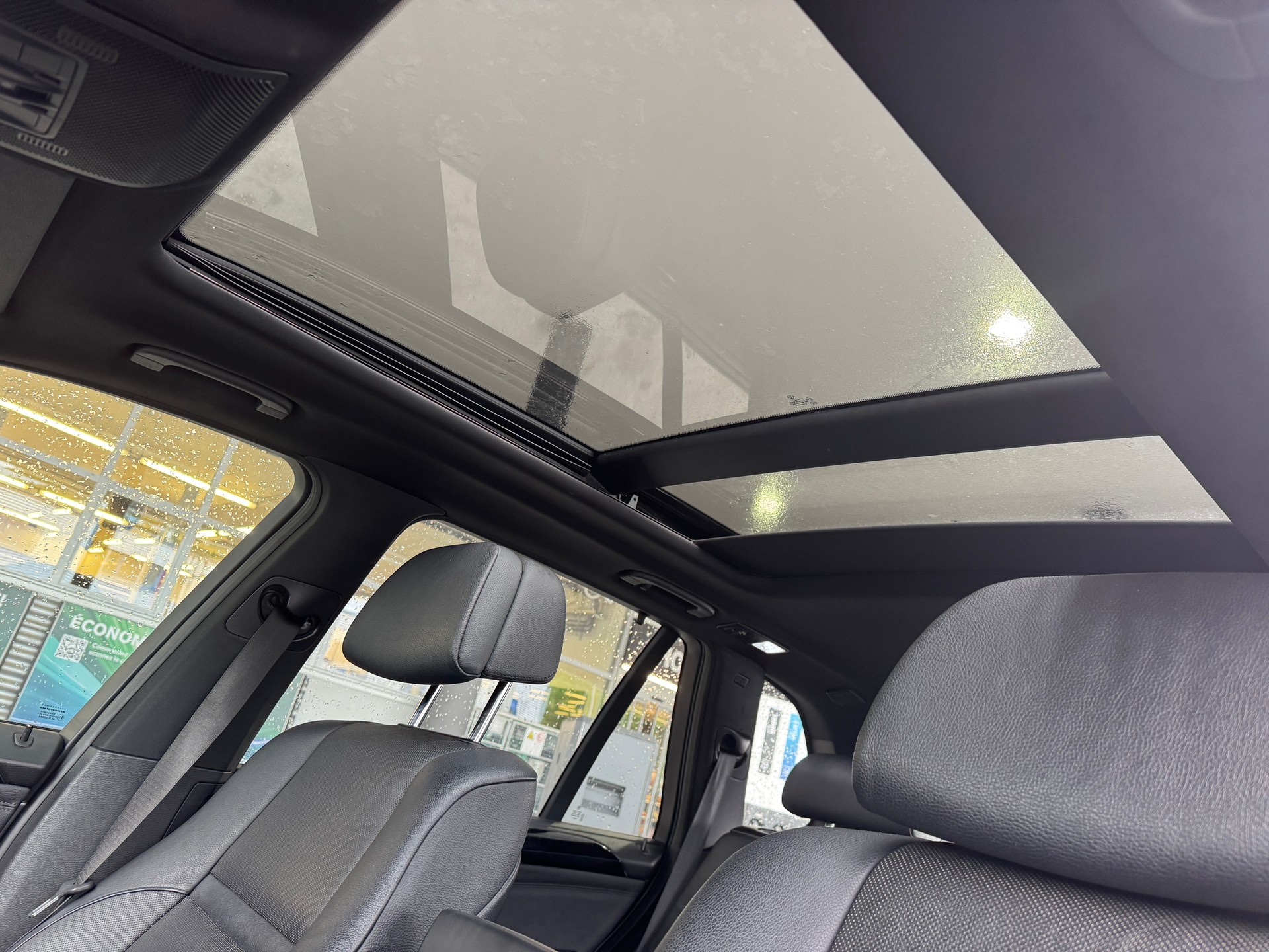BMW X5 xDrive 50i Steptronic-image-14