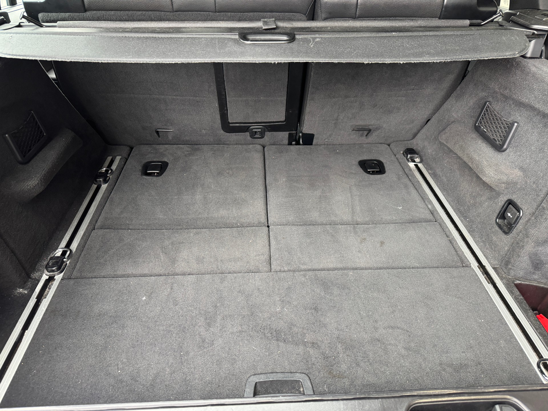 BMW X5 xDrive 50i Steptronic-image-15