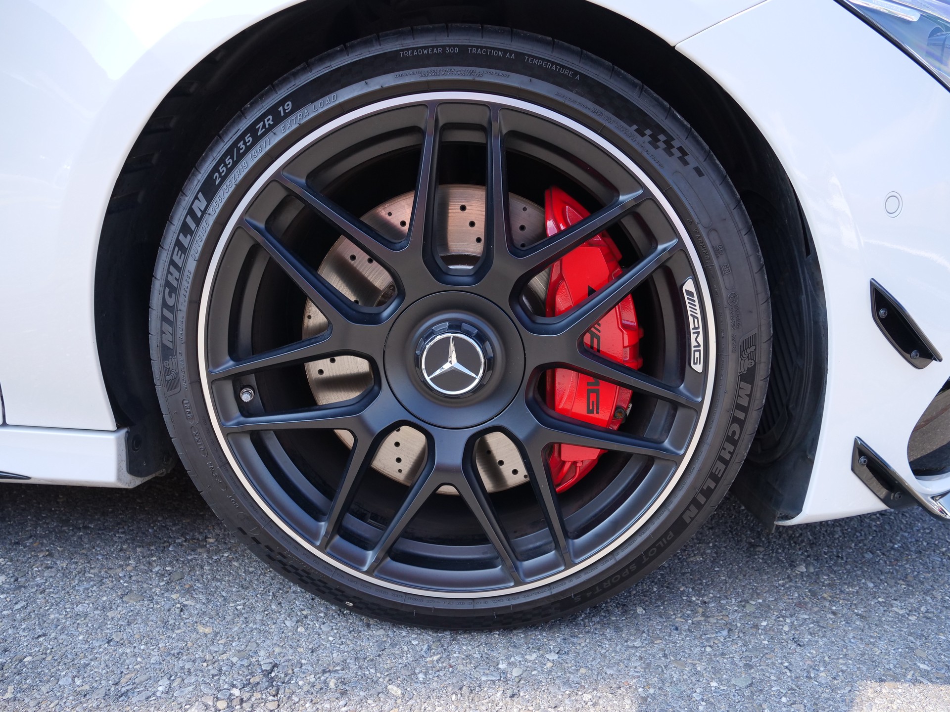 MERCEDES-BENZ CLA 45 S AMG 4Matic+ 8G-DCT-image-15