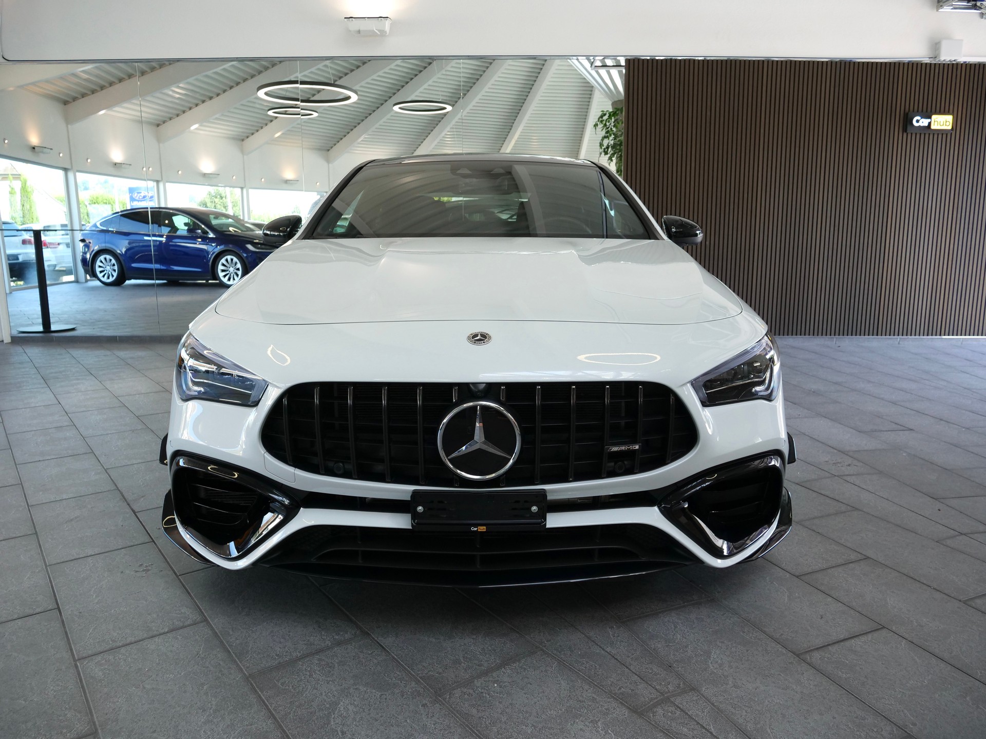 MERCEDES-BENZ CLA 45 S AMG 4Matic+ 8G-DCT-showroom-element-1