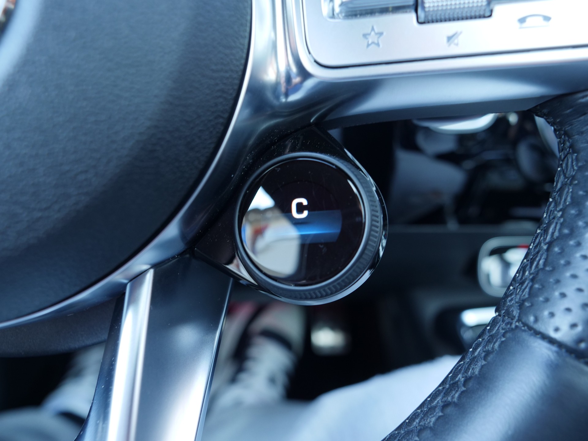 MERCEDES-BENZ CLA 45 S AMG 4Matic+ 8G-DCT-image-11