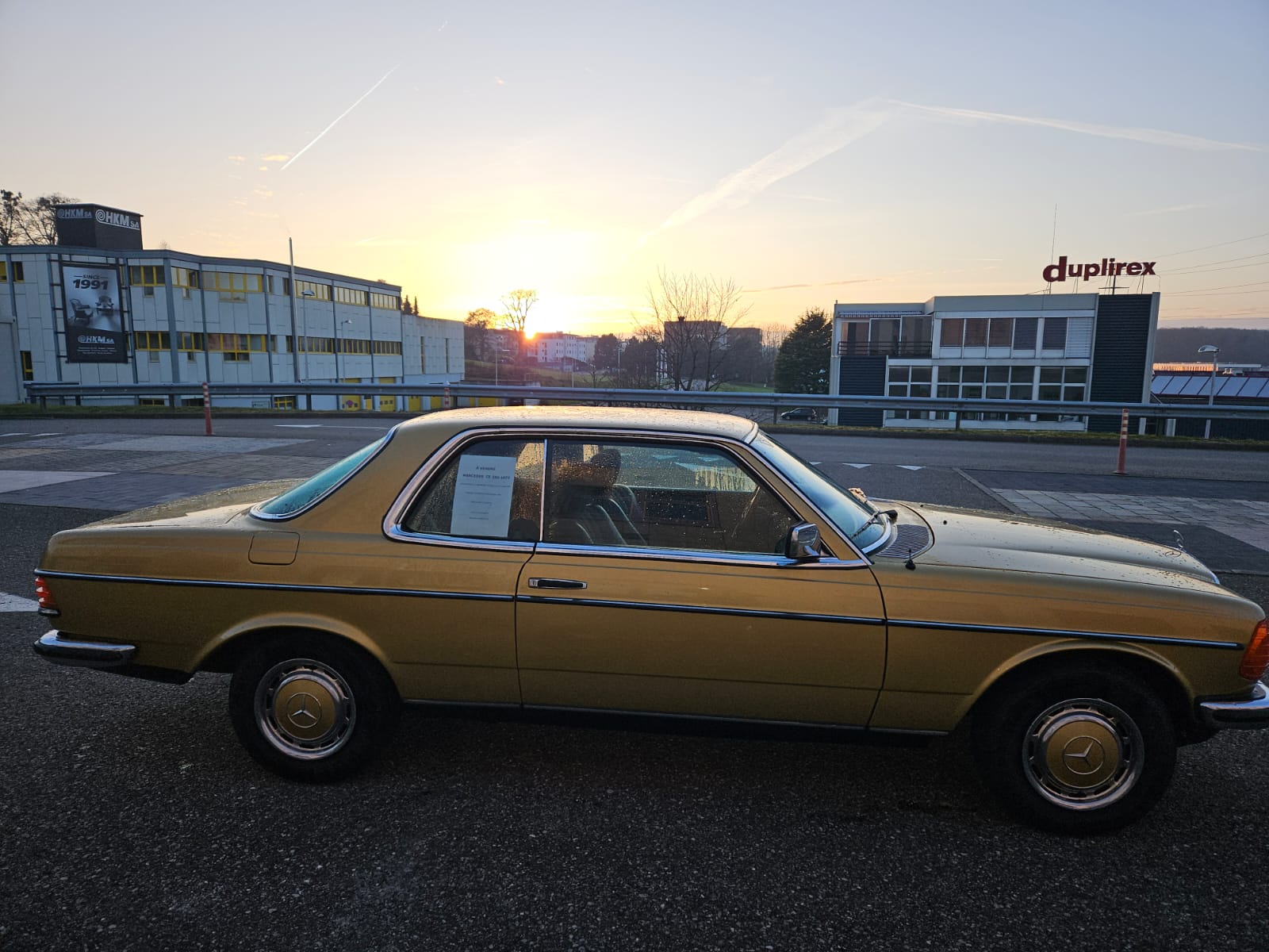 MERCEDES-BENZ 280 CE Automatic-image-4