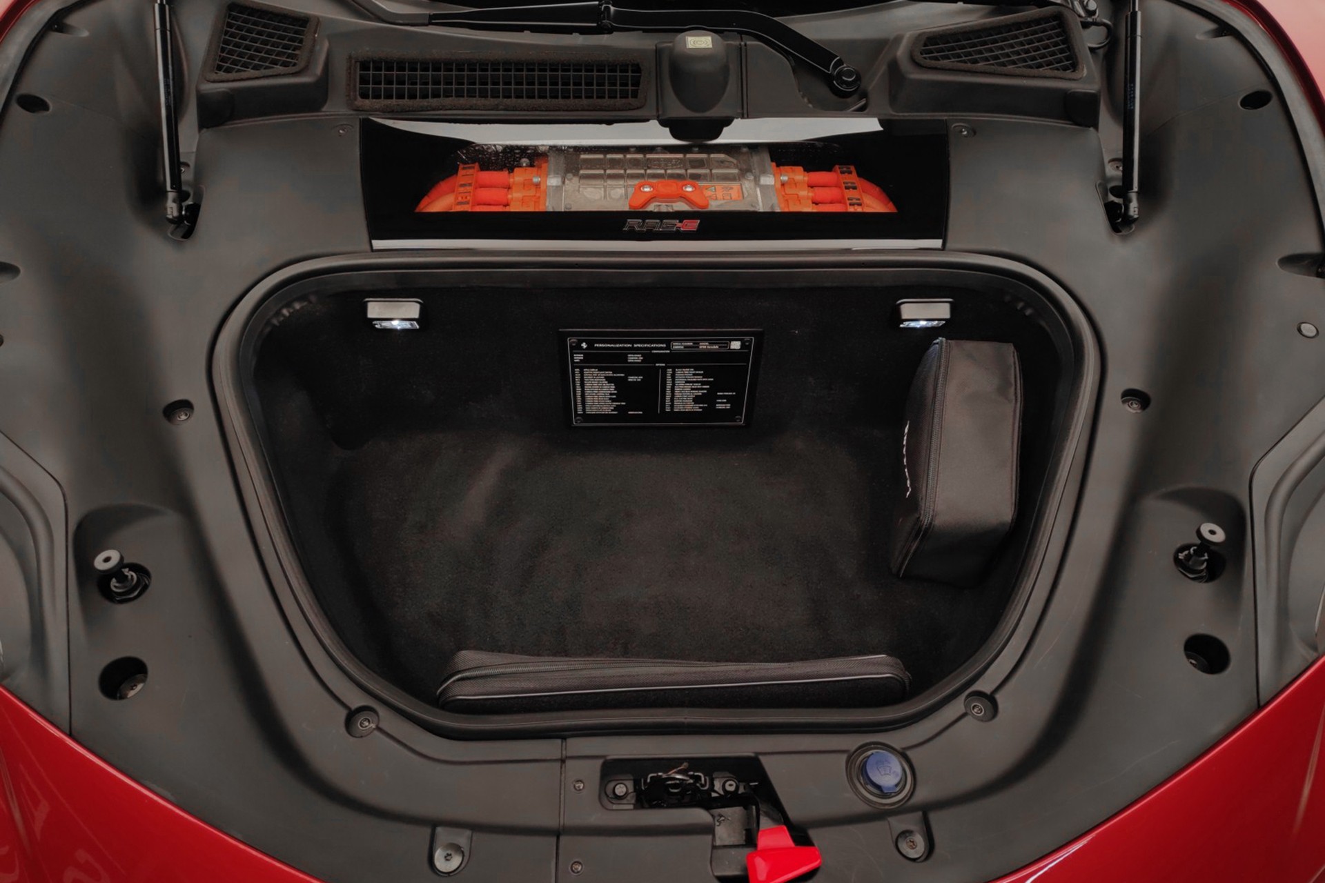 FERRARI SF90 Stradale-image-15