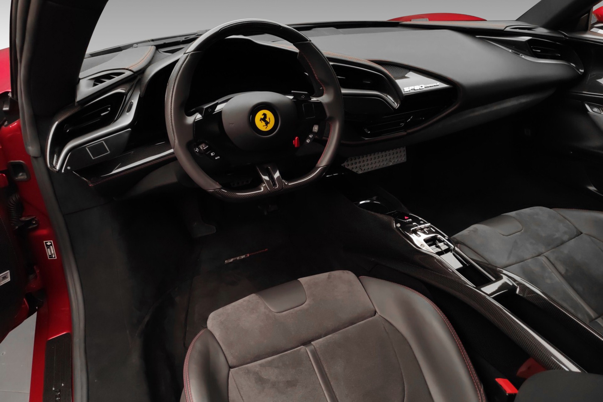 FERRARI SF90 Stradale-image-12