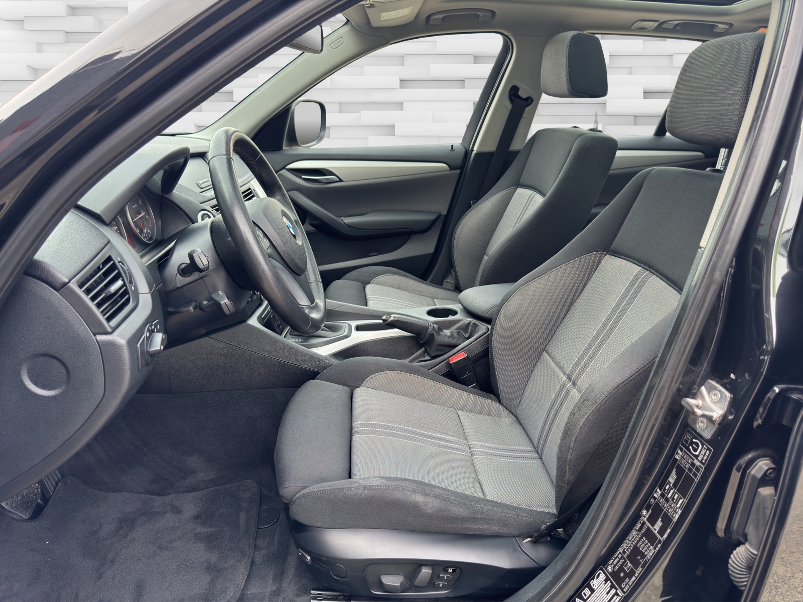BMW X1 xDrive 20d Steptronic-image-8