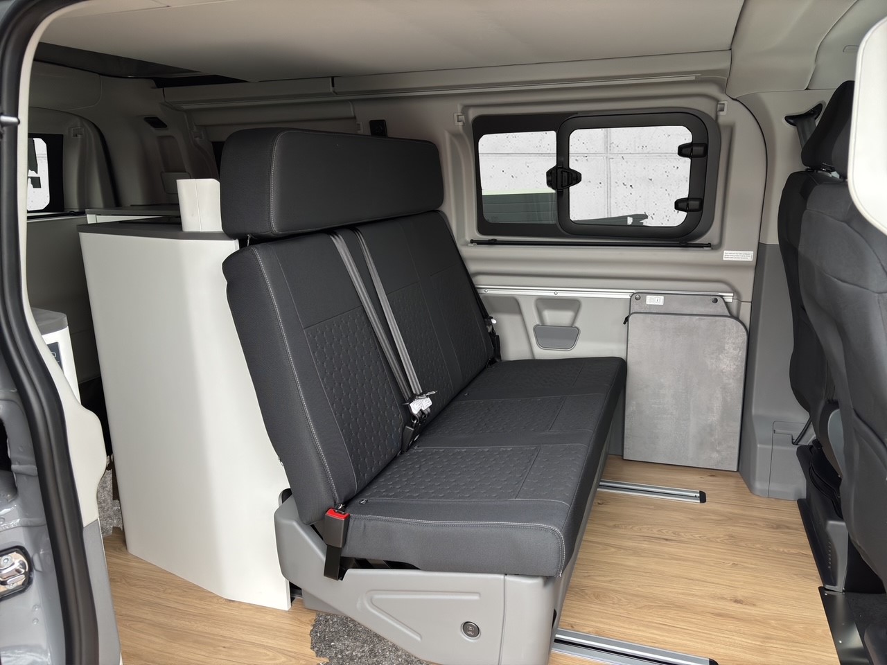FORD Transit C Nugget 320 L1 2.0 EcoBlue 150 Titanium-image-7