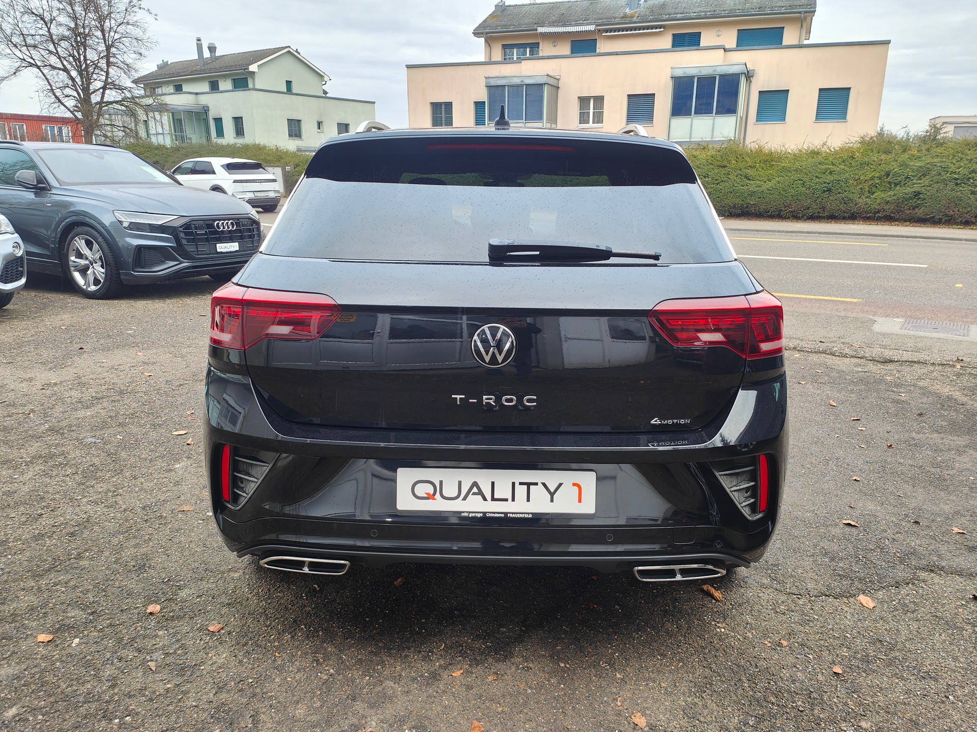 VW T-Roc 2.0 TSI R-Line DSG 4Motion-image-5
