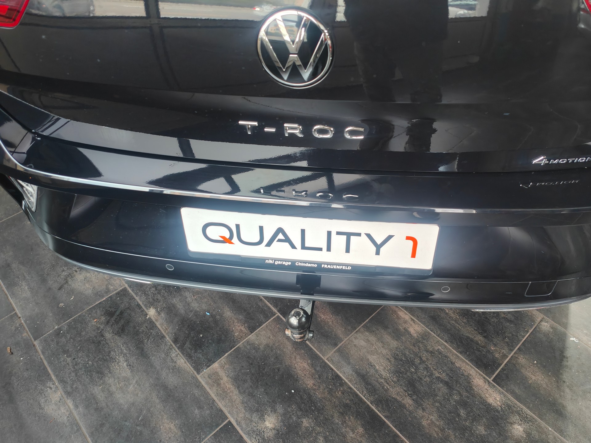 VW T-Roc 2.0 TSI R-Line DSG 4Motion-image-8