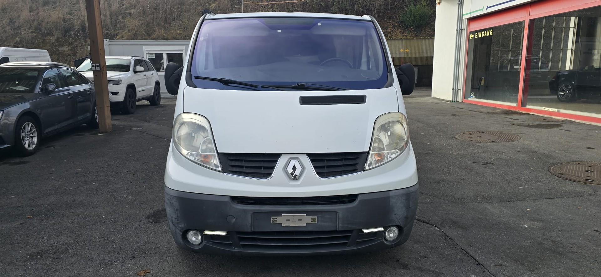 RENAULT Trafic 2.5 dCi 2.9t L1H1