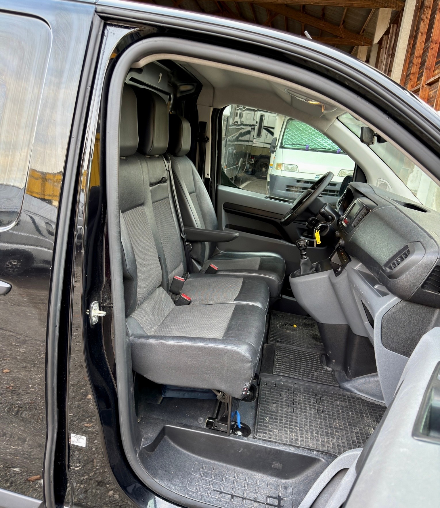 CITROEN Jumpy 2.0 BlueHDi 120 XL Extra-Lang, 3 Sitze, Nutzlast 1225 Kg-image-9