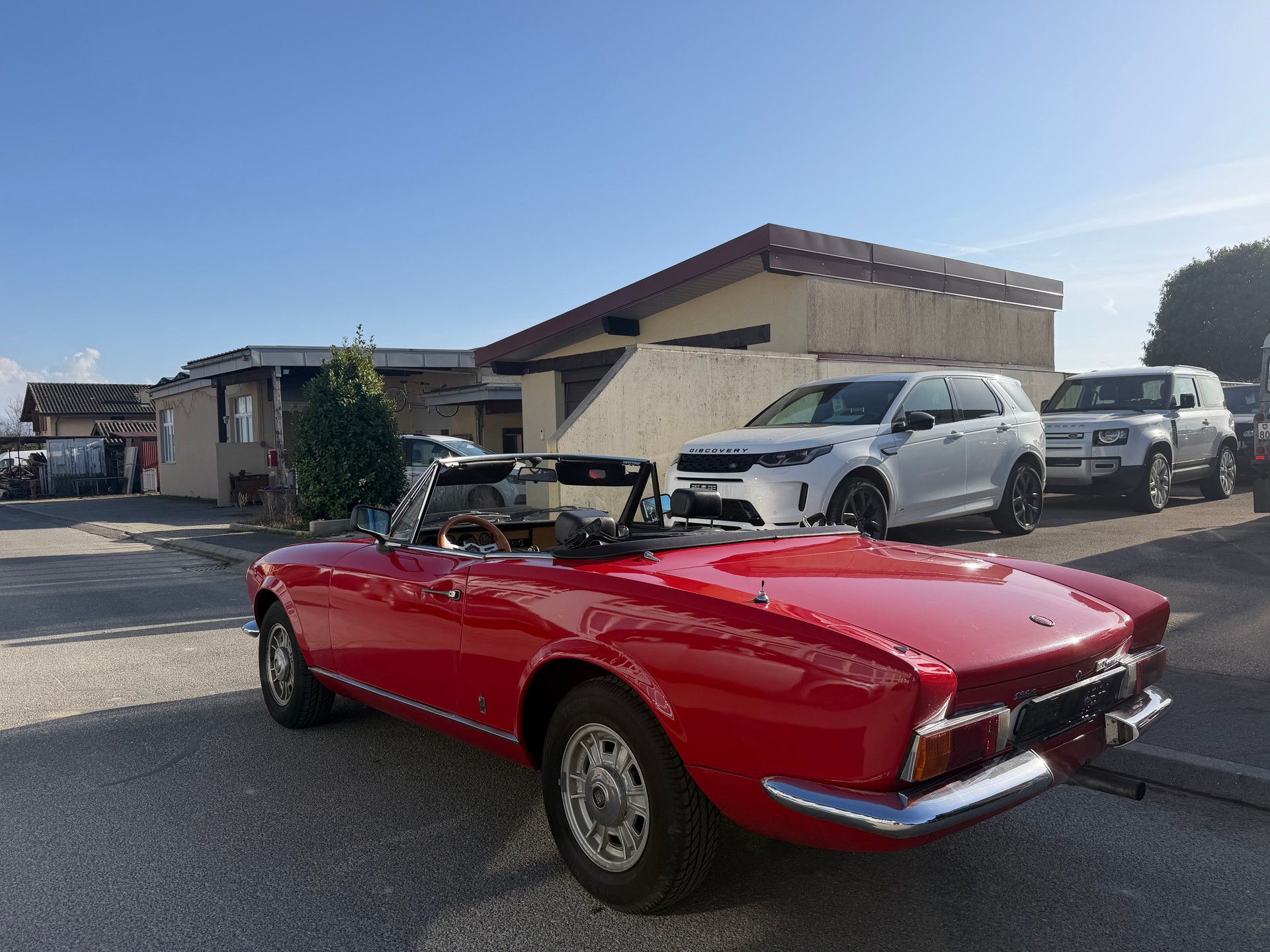 FIAT 124 Spider-image-1