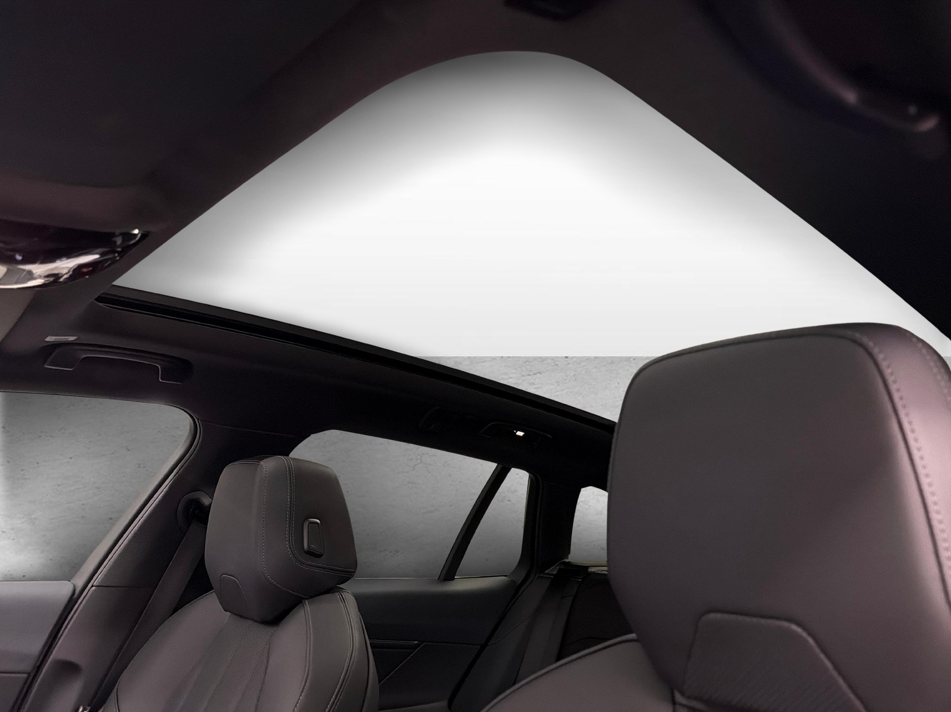 BMW 520d xDrive Touring-image-17