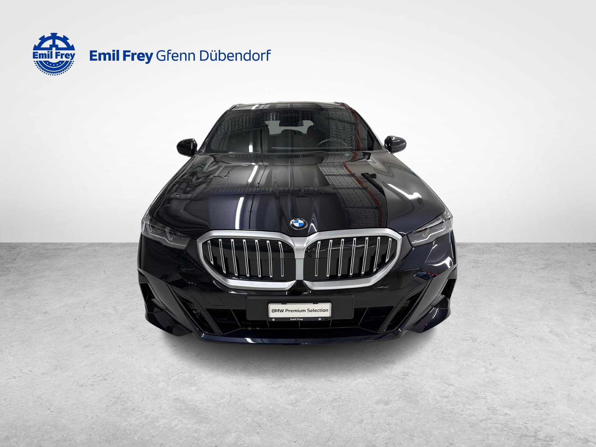 BMW 520d xDrive Touring-image-6