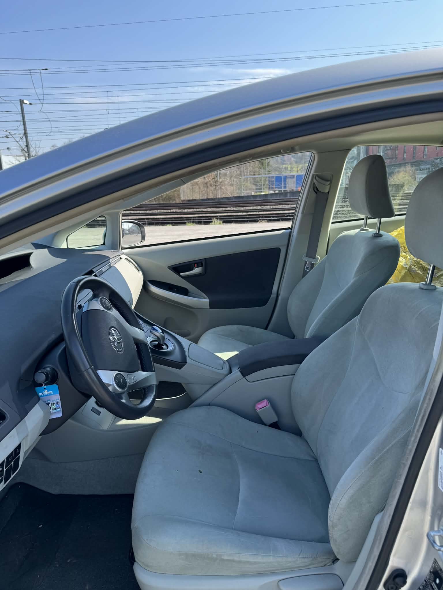 TOYOTA Prius 1.8 16V HSD Sol-image-4