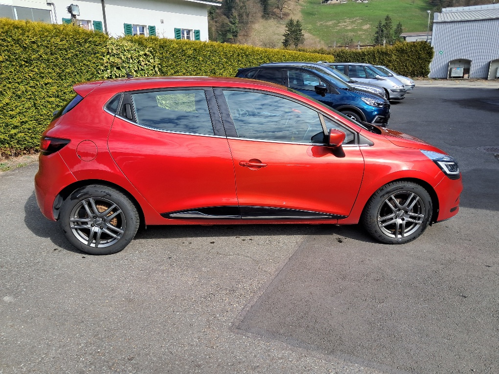 RENAULT Clio 1.2 16V T Intens EDC-image-2