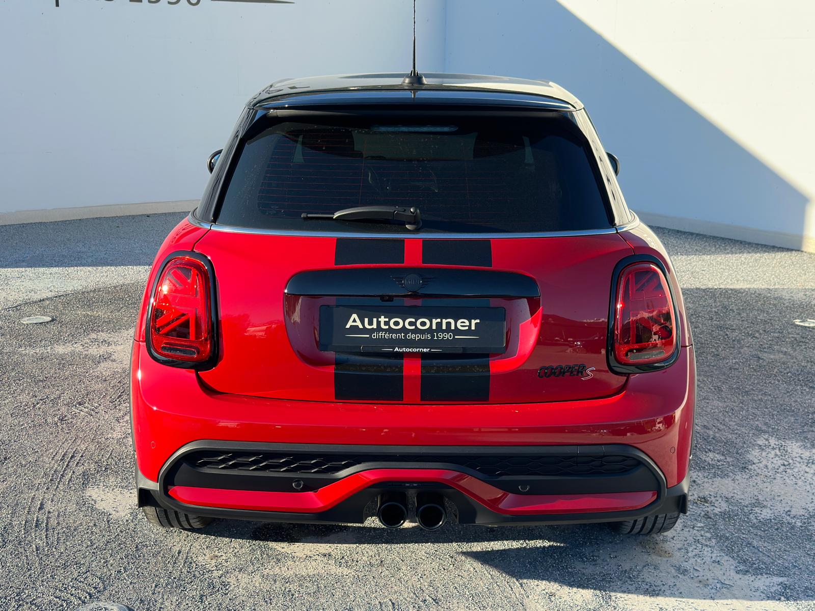 MINI Cooper S Steptronic DKG-showroom-element-3