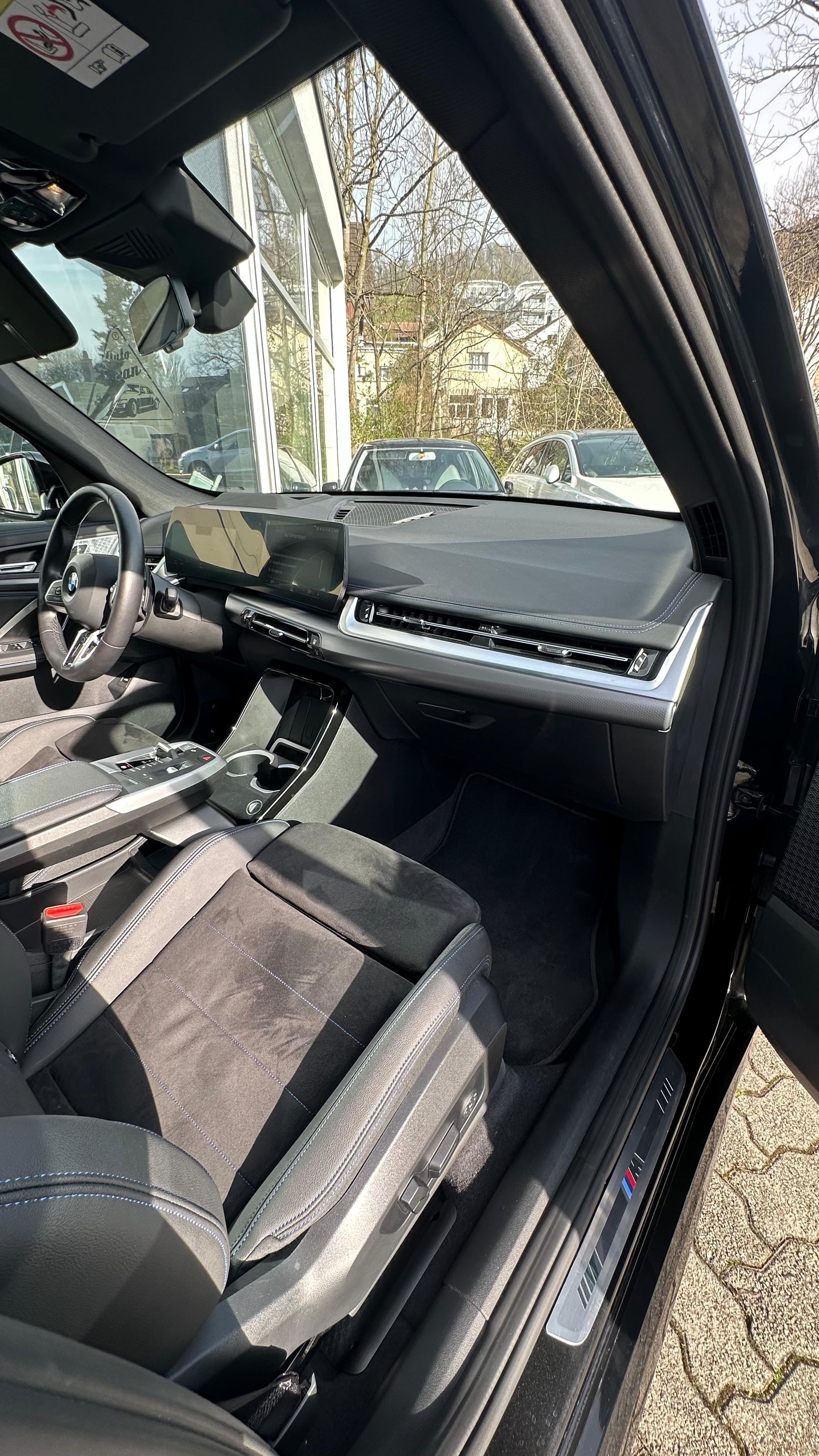BMW X1 xDrive 23i 48V M Sport-image-5