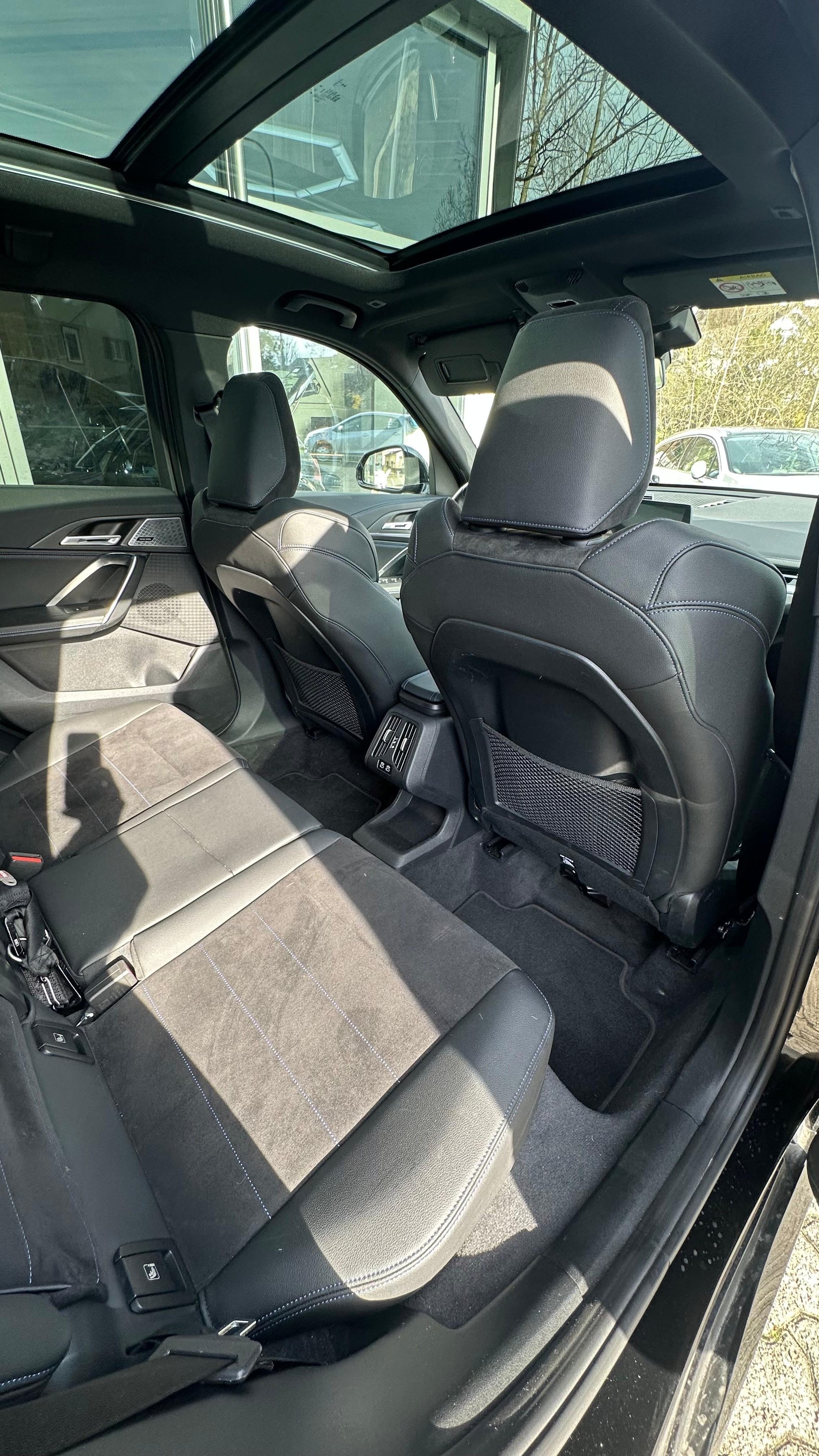 BMW X1 xDrive 23i 48V M Sport-image-7