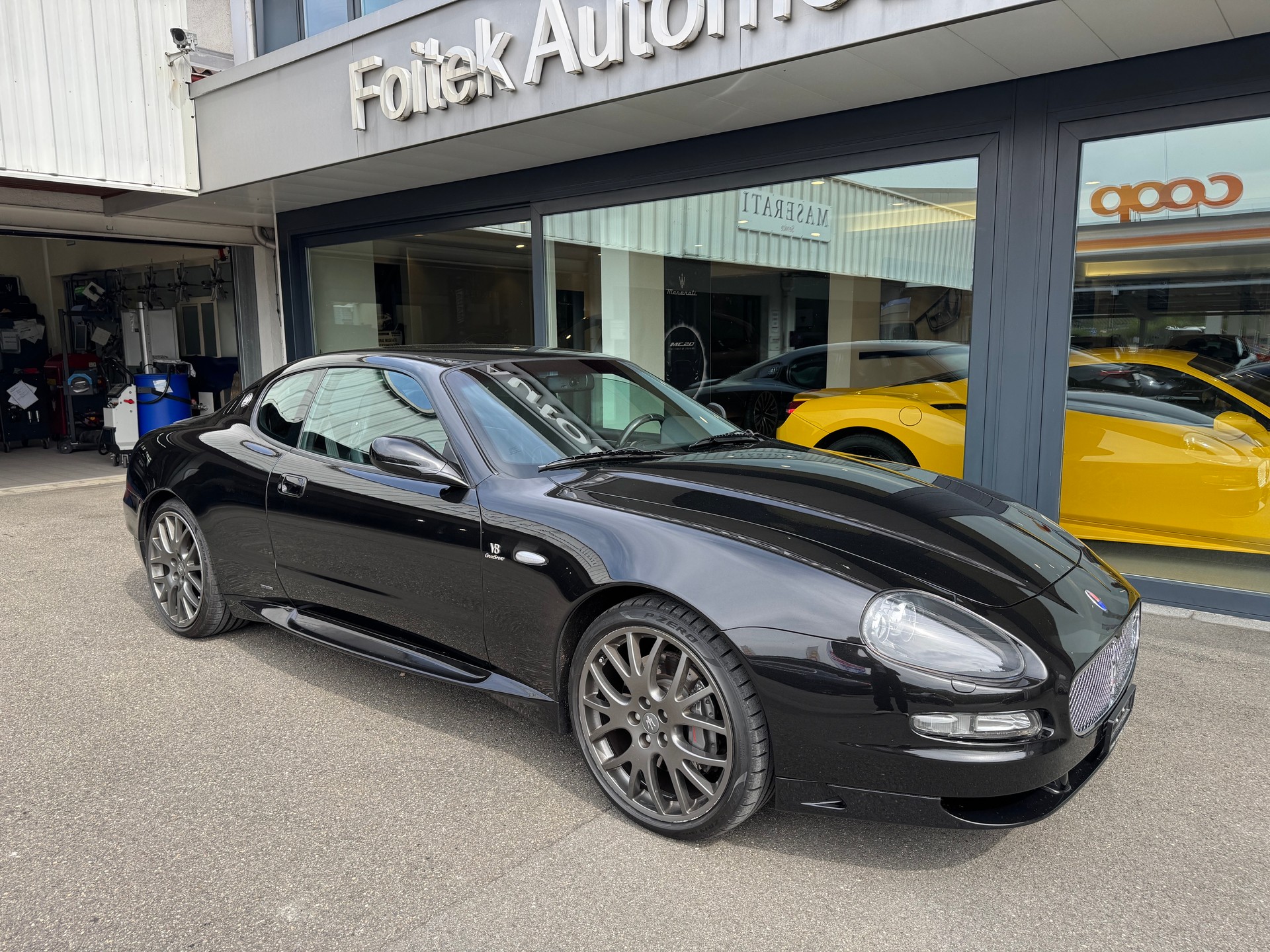 MASERATI Coupé GranSport-showroom-element-2