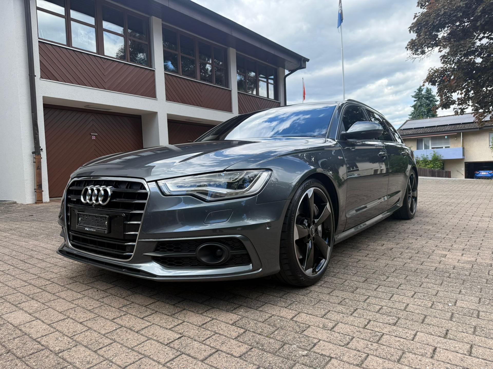 AUDI A6 Avant 3.0 BiTDI V6 quattro tiptronic