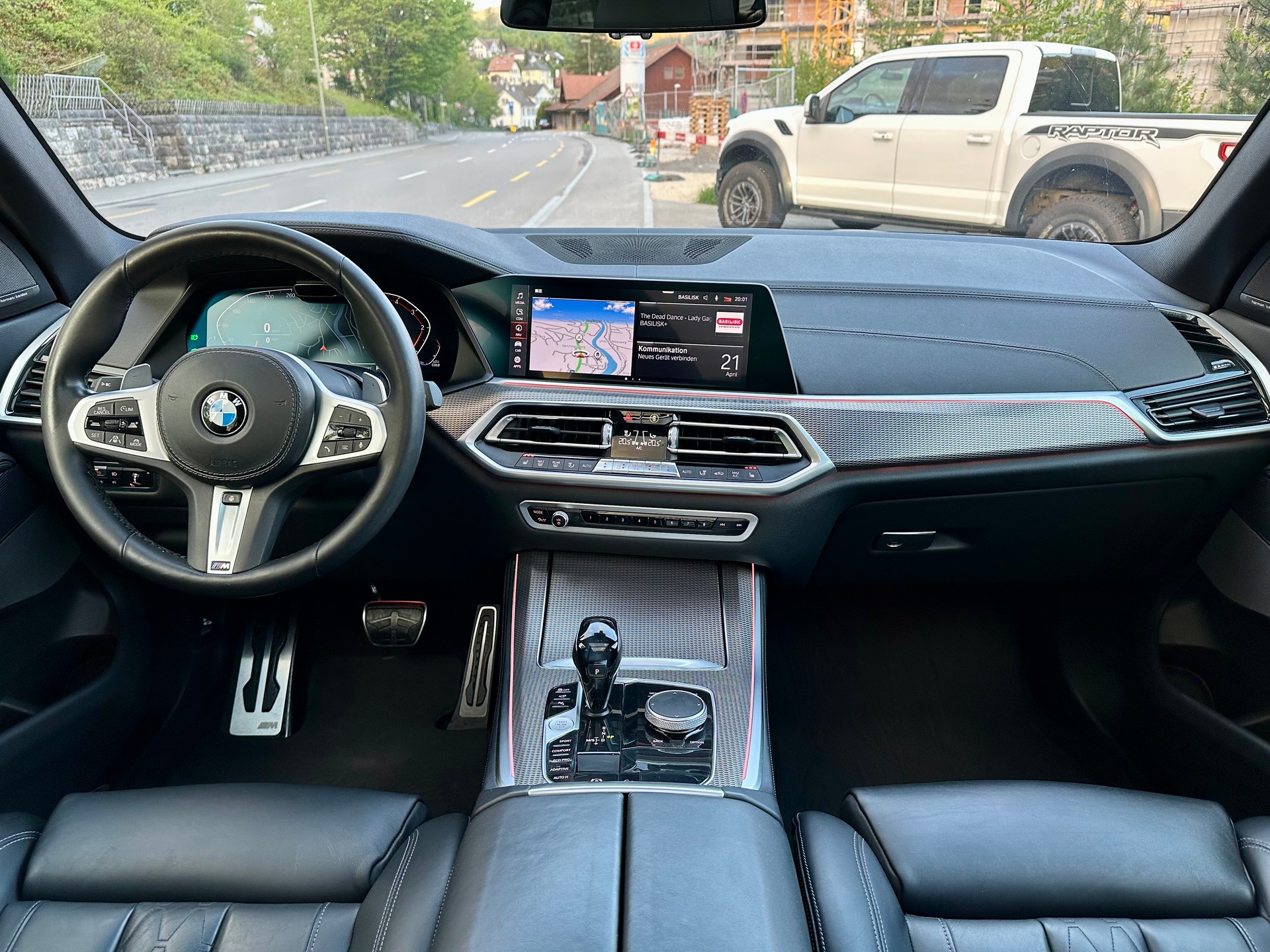 BMW X5 xDrive 48V 40d M Sport Steptronic-image-13