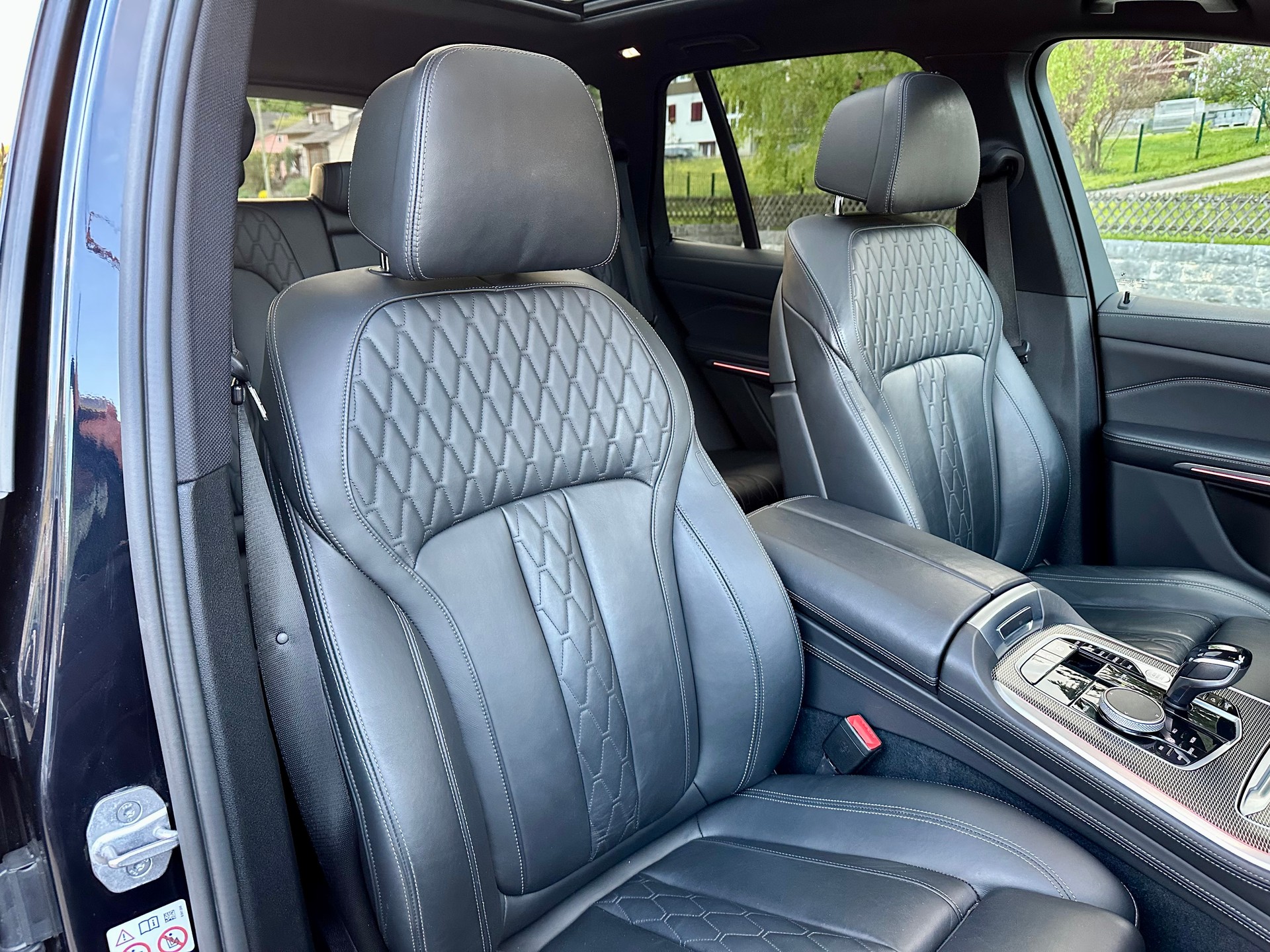 BMW X5 xDrive 48V 40d M Sport Steptronic-image-15