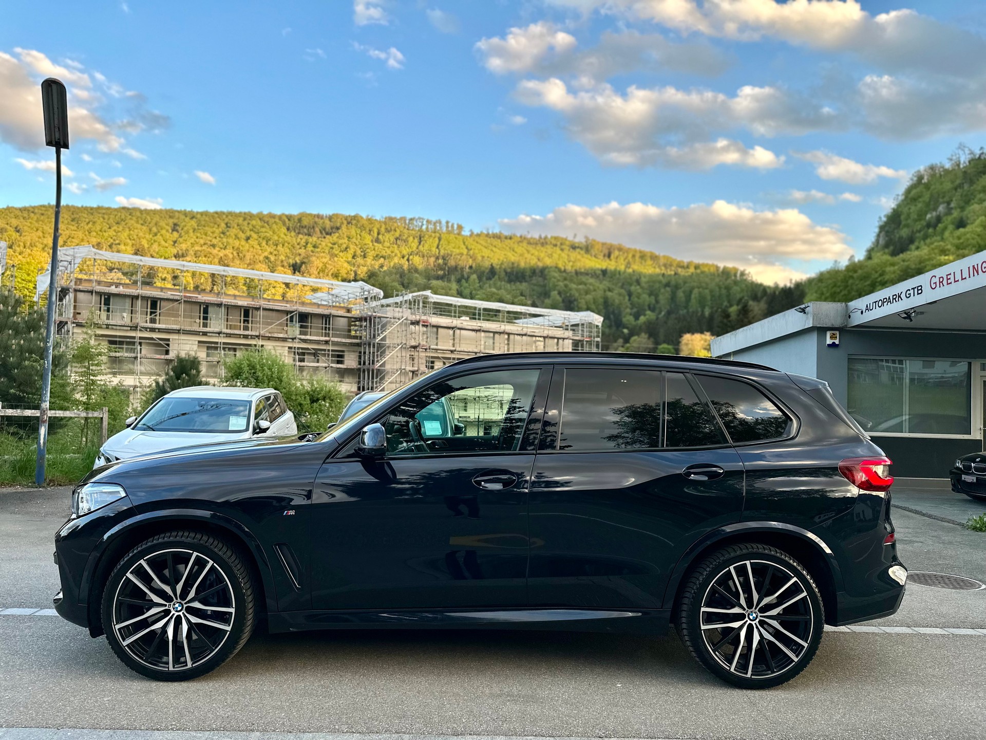 BMW X5 xDrive 48V 40d M Sport Steptronic-showroom-element-3