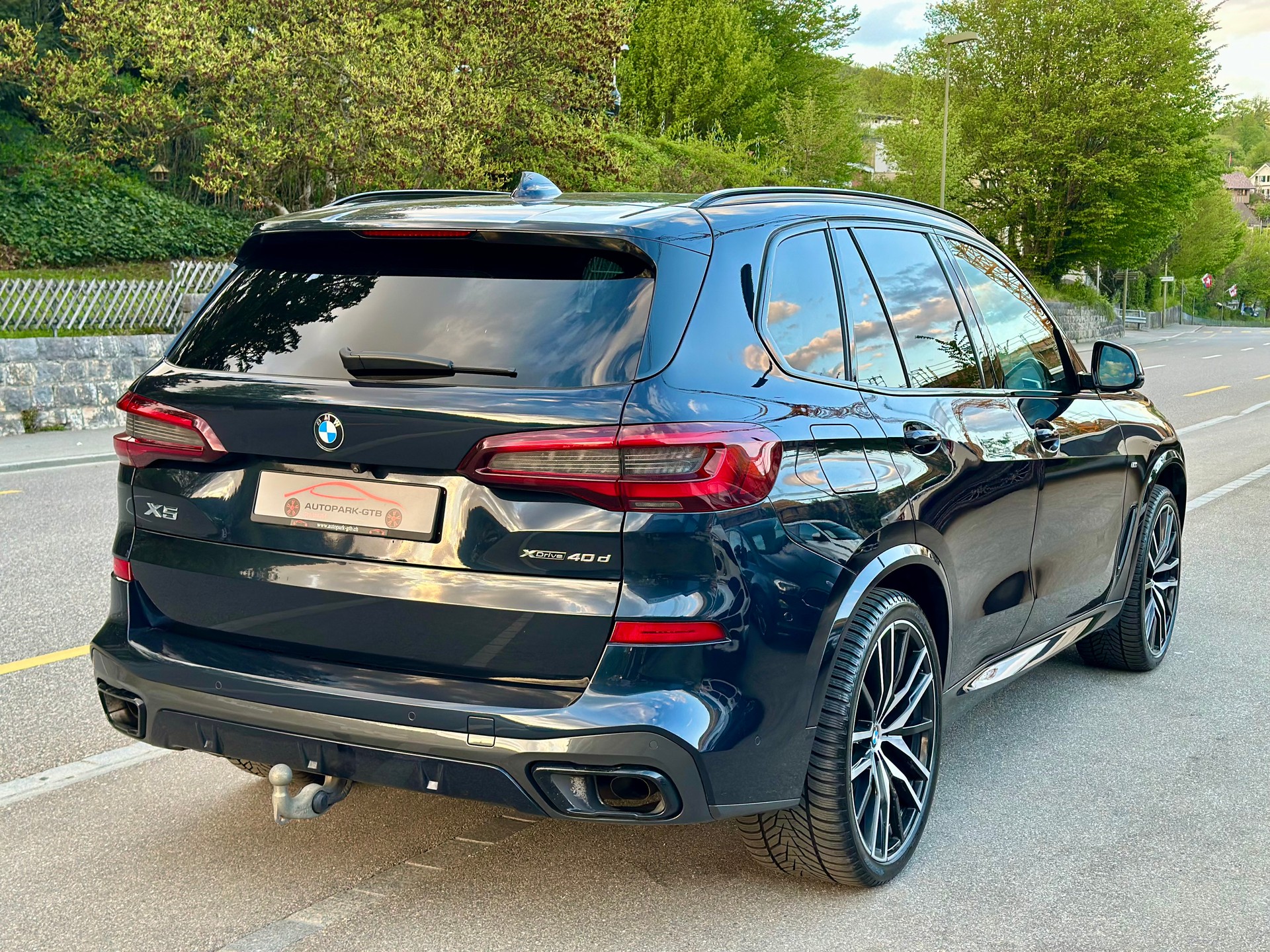 BMW X5 xDrive 48V 40d M Sport Steptronic-image-6