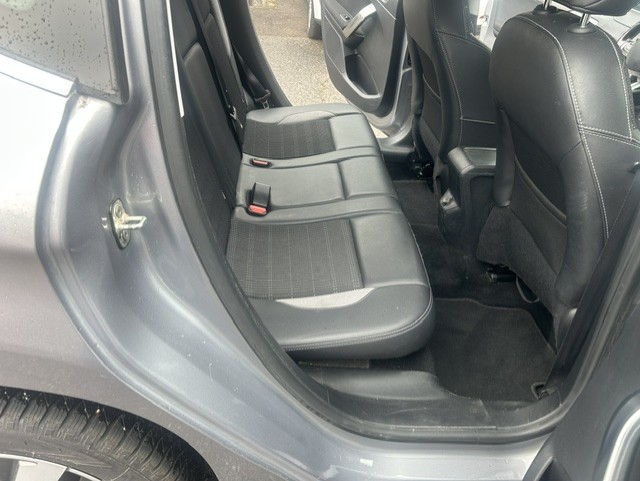 PEUGEOT 2008 1.6 VTI Allure Automatic-image-5