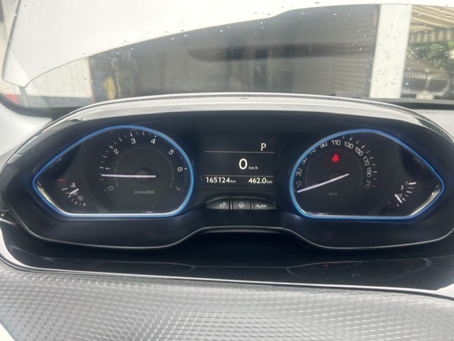 PEUGEOT 2008 1.6 VTI Allure Automatic-image-10